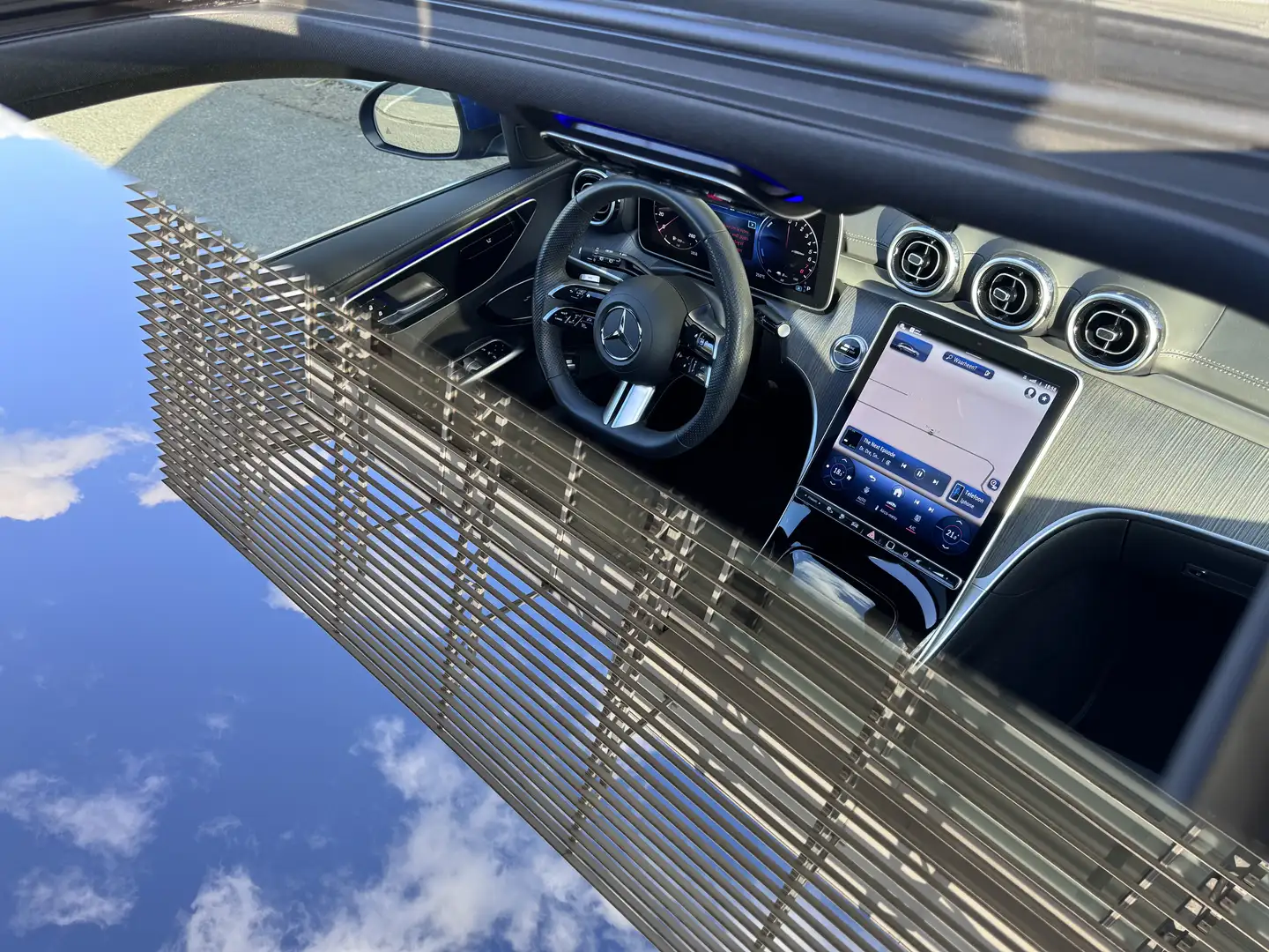 Mercedes-Benz C 300 C 300e - AMG - PANO - 360 - Digital light Blauw - 2