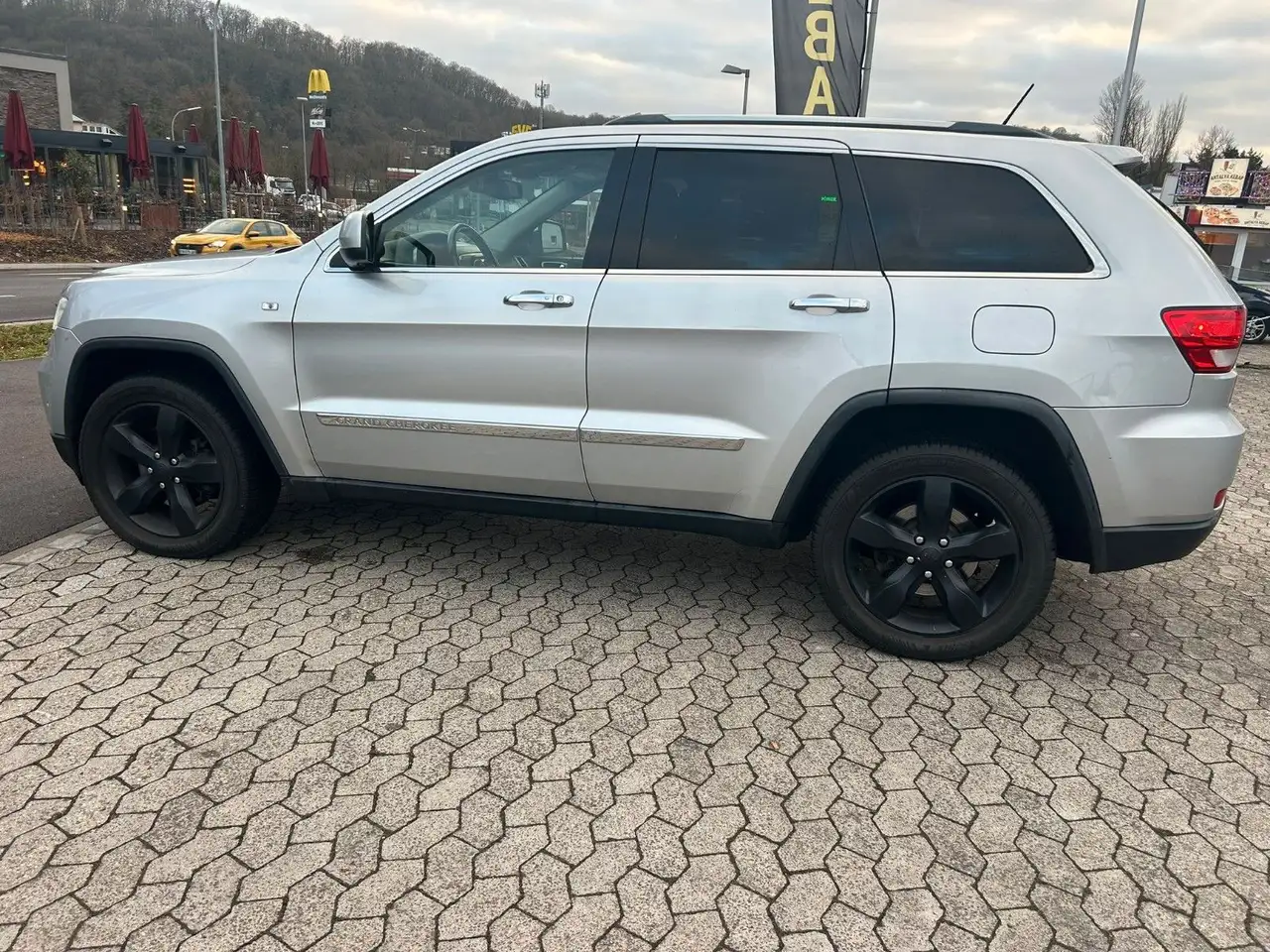 JEEP GRAND CHEROKEE 3.0 241CH - BVA - CAMÉRA DE RECUL - SELLERIE CUIR