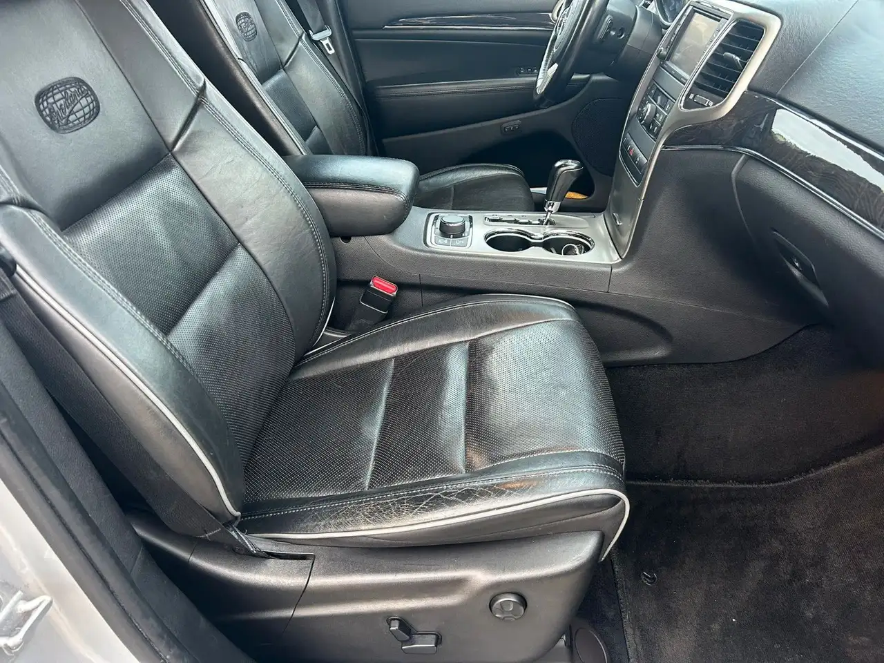 JEEP GRAND CHEROKEE 3.0 241CH - BVA - CAMÉRA DE RECUL - SELLERIE CUIR