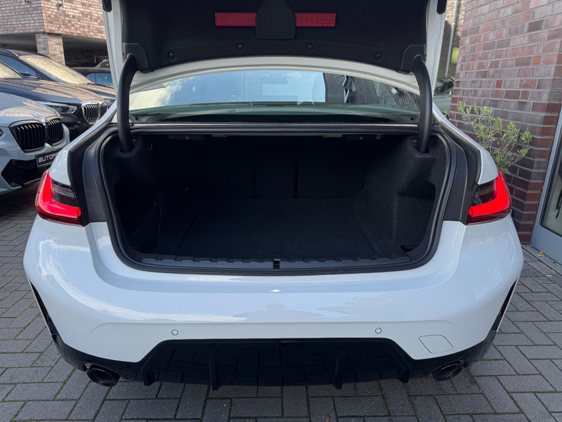 BMW 320 d Limousine M SPORT PRO WIDE Kamera AdLED LHZ — photo 14