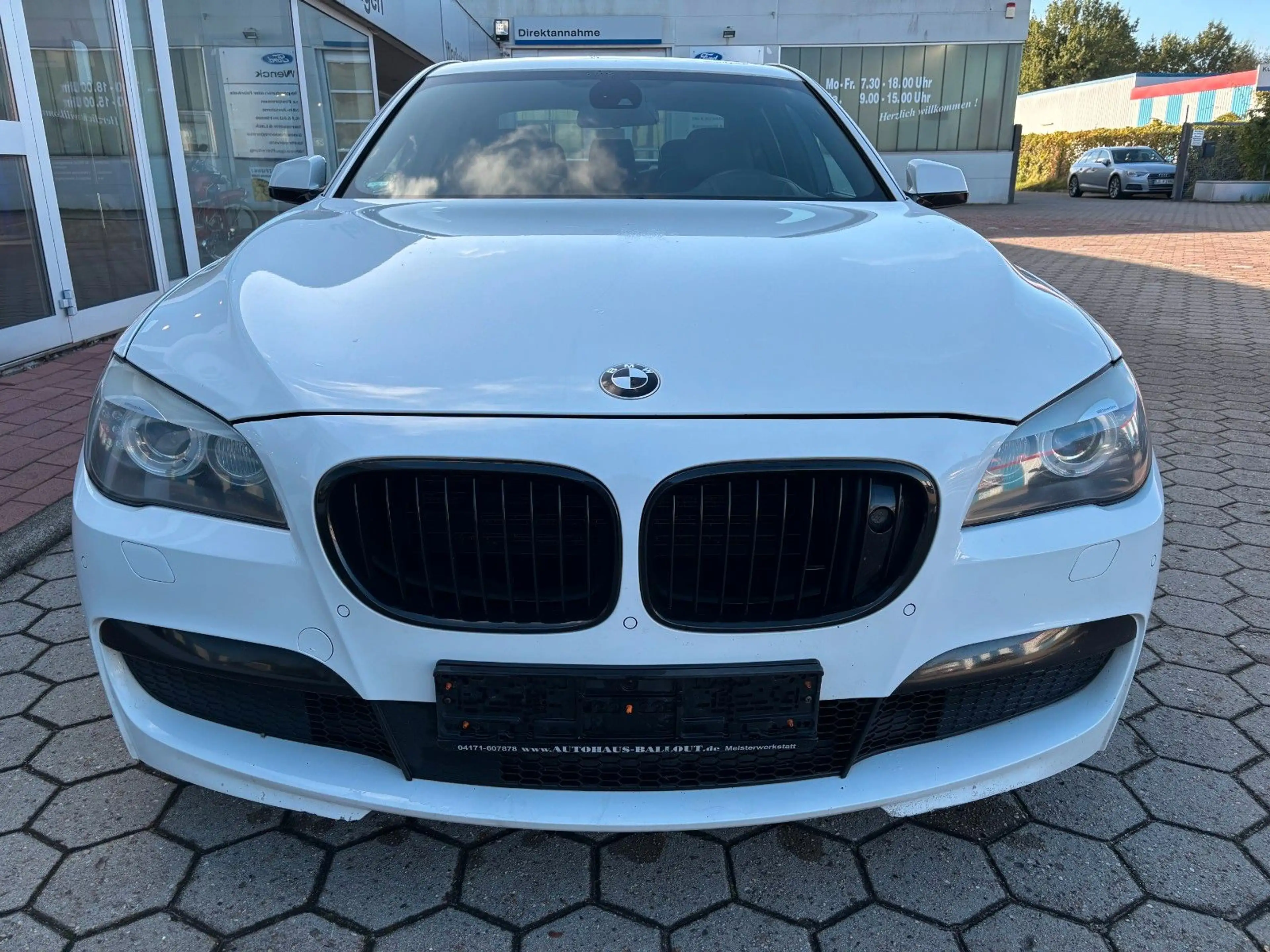 BMW 730 M-Paket*Shadow-Line*EURO6*VollAustatung* — photo 3