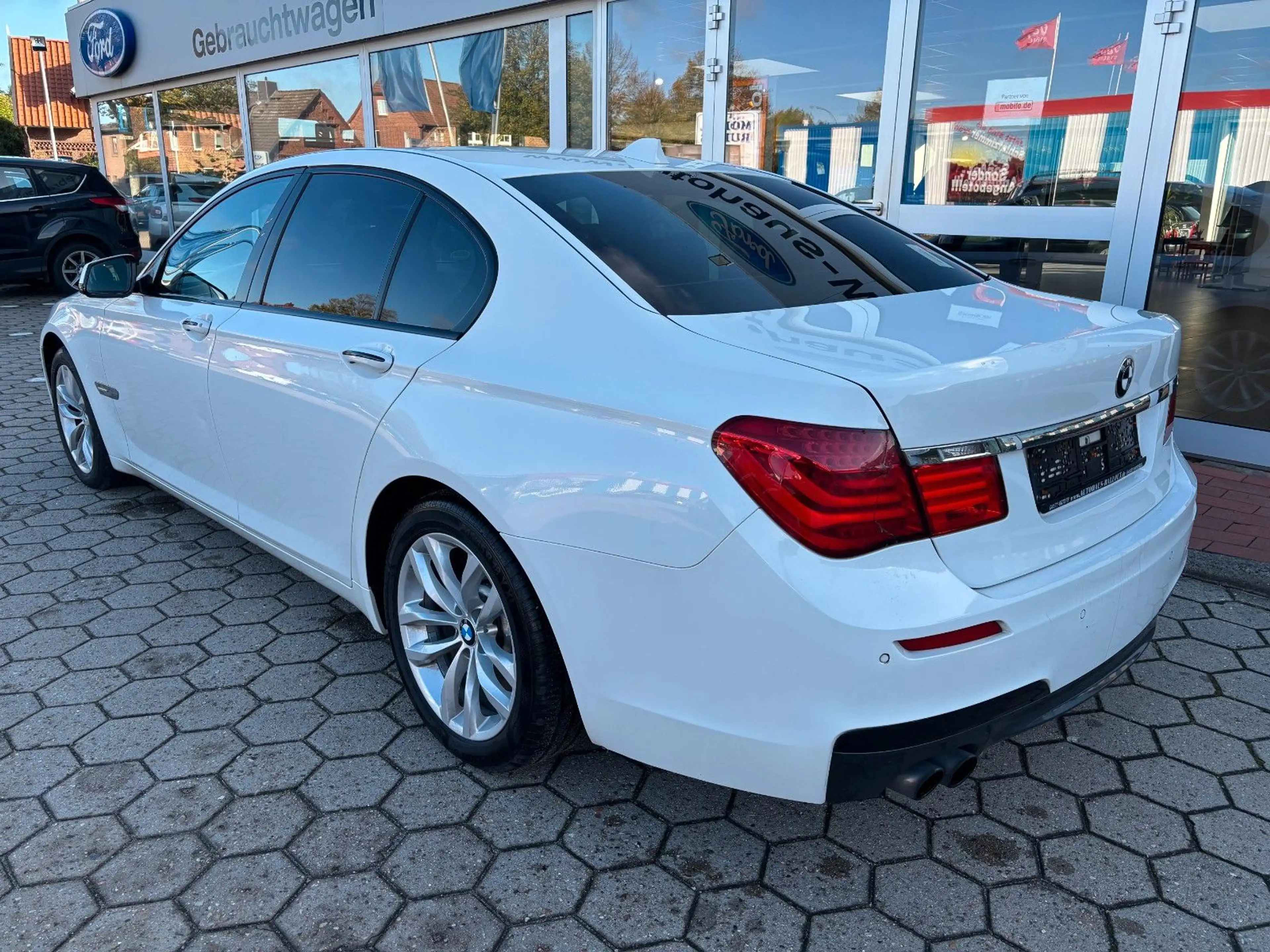 BMW 730 M-Paket*Shadow-Line*EURO6*VollAustatung* — photo 7