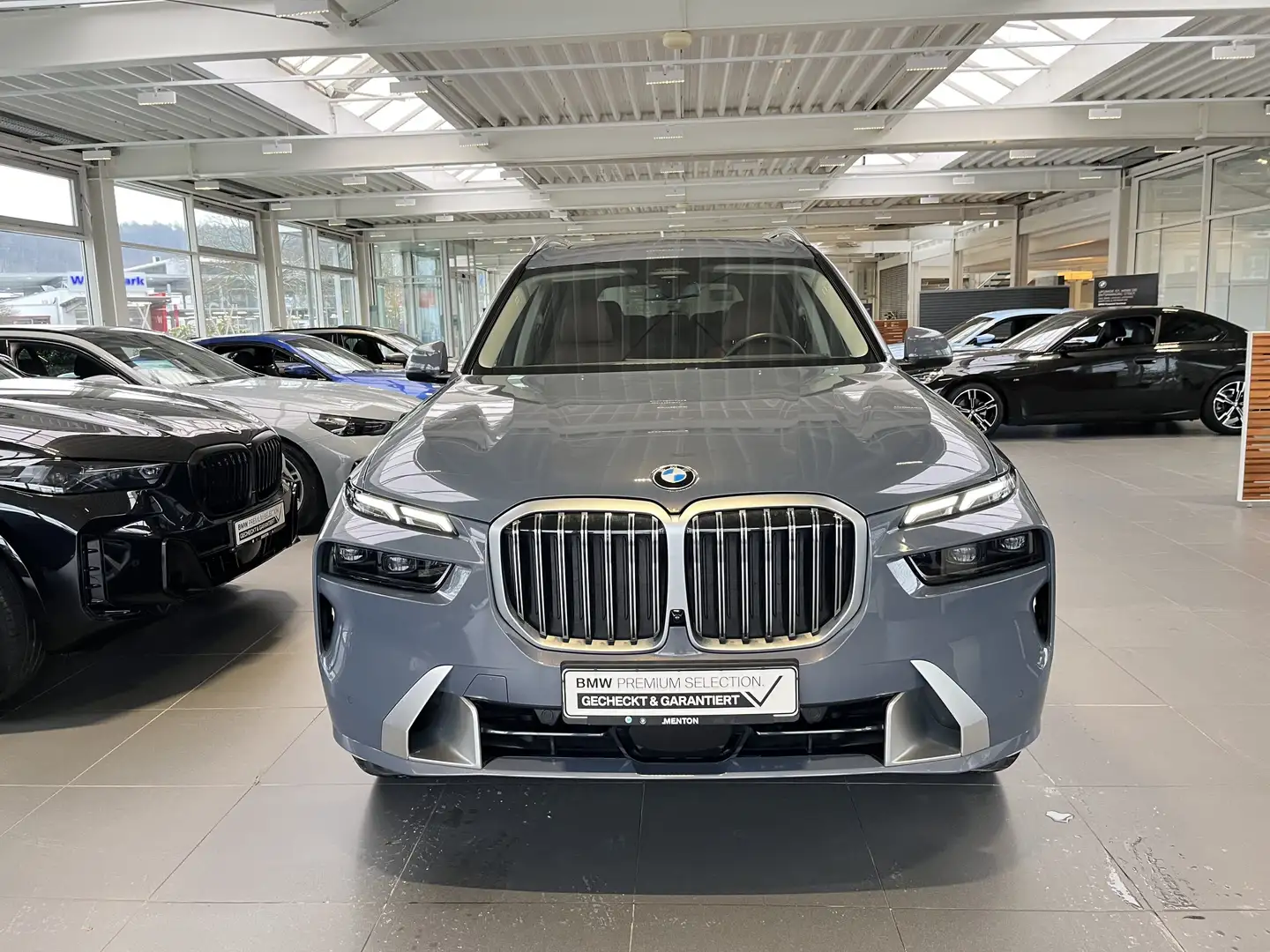 BMW X7 xDrive40d AHK/Soft-Close/Gestiksteuerung/HiFi/RFK/ Gris - 2