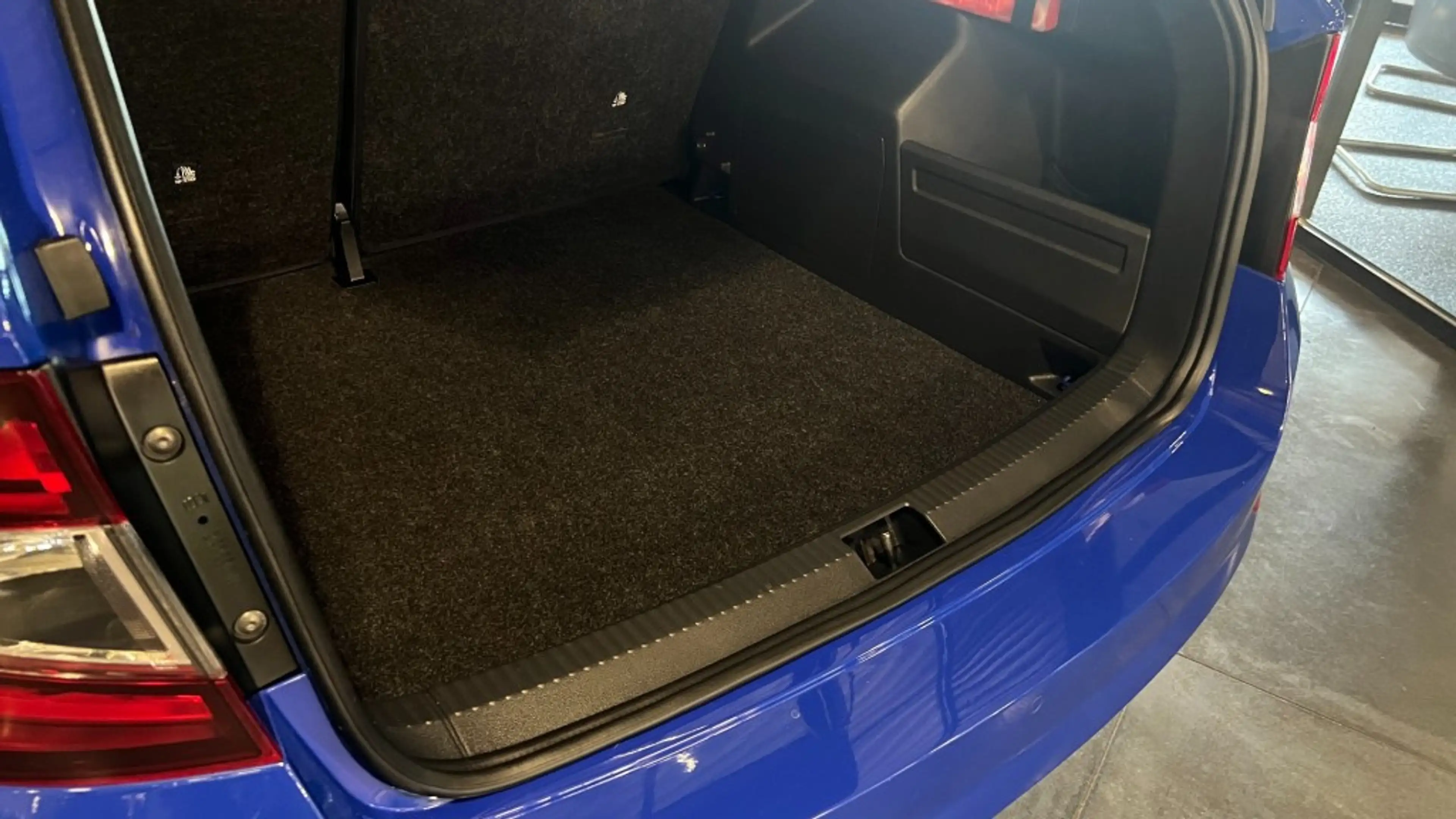 Skoda Fabia 1.0 TSI AMBITION — photo 26
