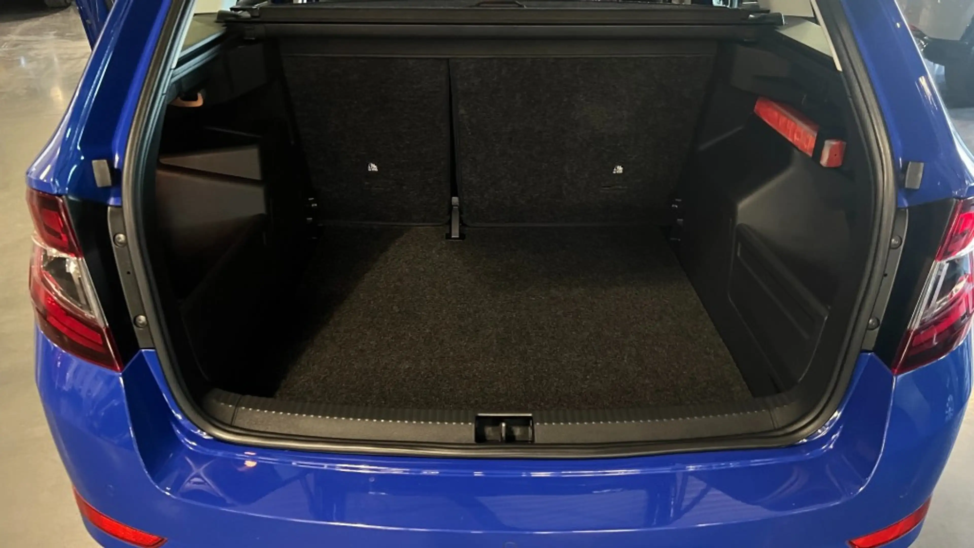 Skoda Fabia 1.0 TSI AMBITION — photo 25