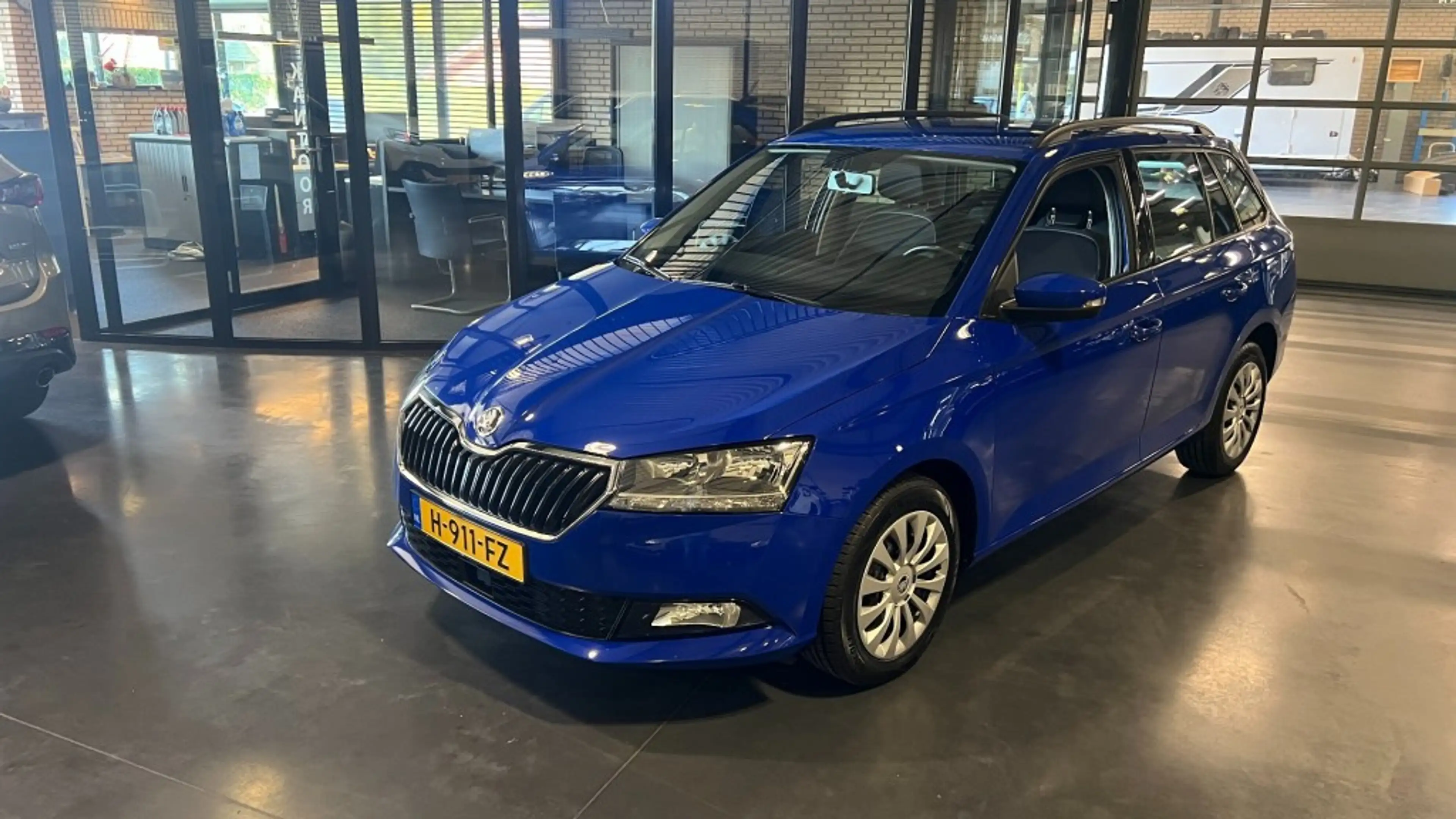 Skoda Fabia 1.0 TSI AMBITION — photo 4