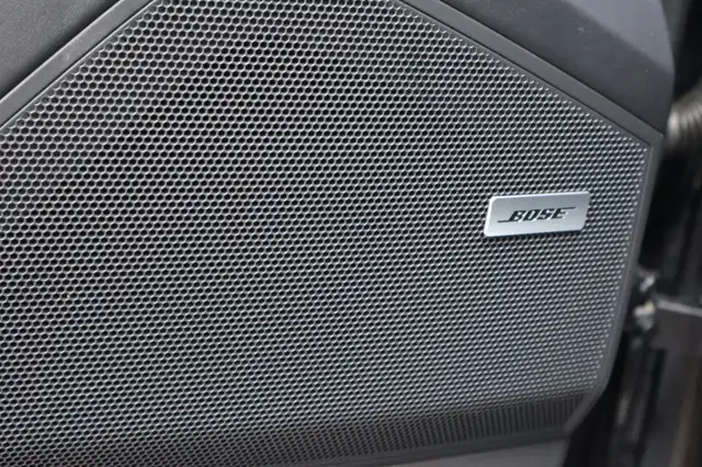 Porsche Cayenne view 12
