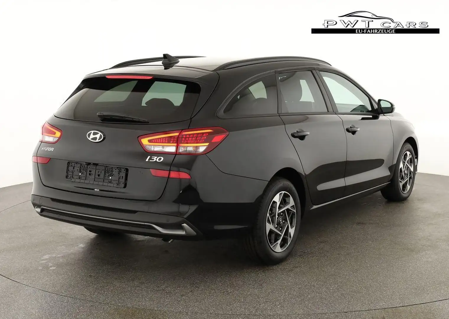 Hyundai i30 Kombi 1.6 T-GDI DCT, Navi, Kamera, Winter, 16-Z... Schwarz - 2