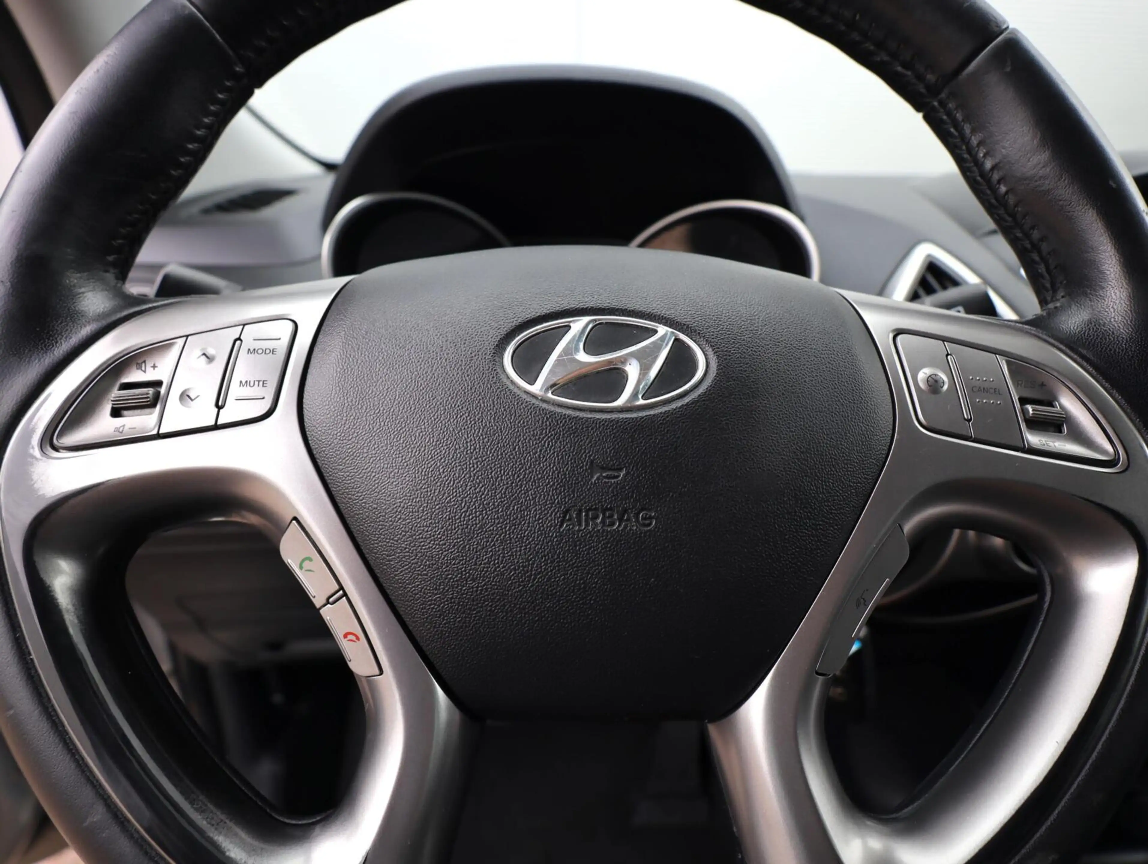 Hyundai iX35 2.0i Style (Vol-Opties!) Parelmoer NL-auto — photo 13