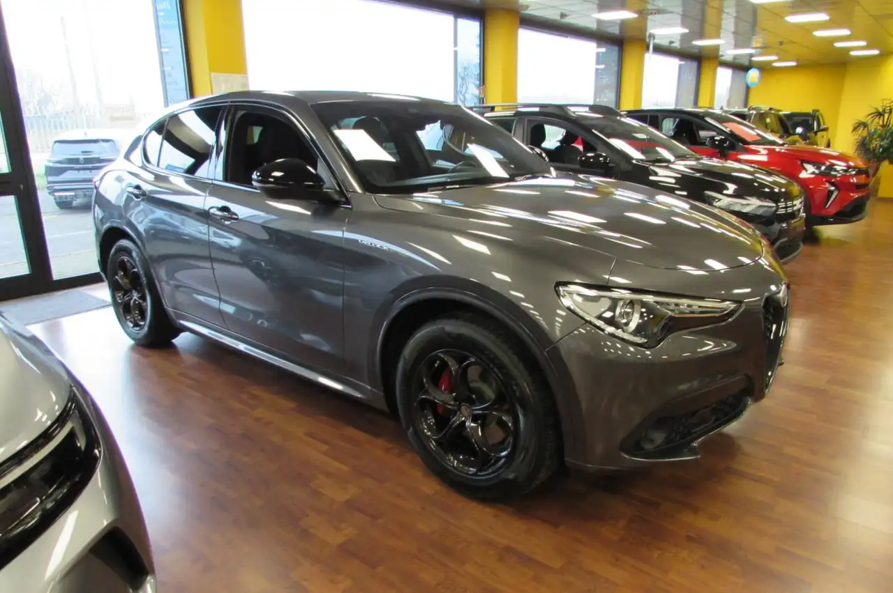 Alfa Romeo Stelvio 2022