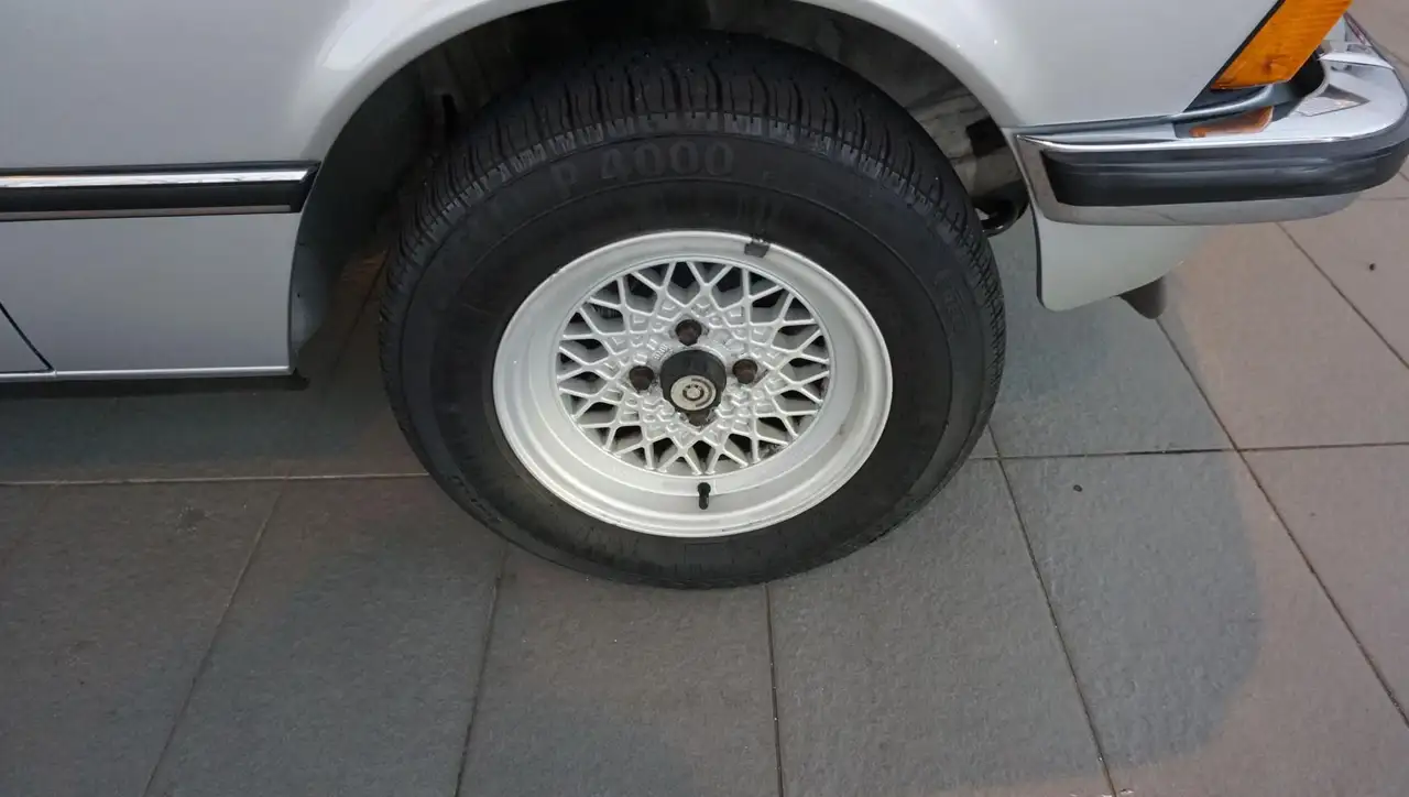 BMW 320 2 porte, foto 9