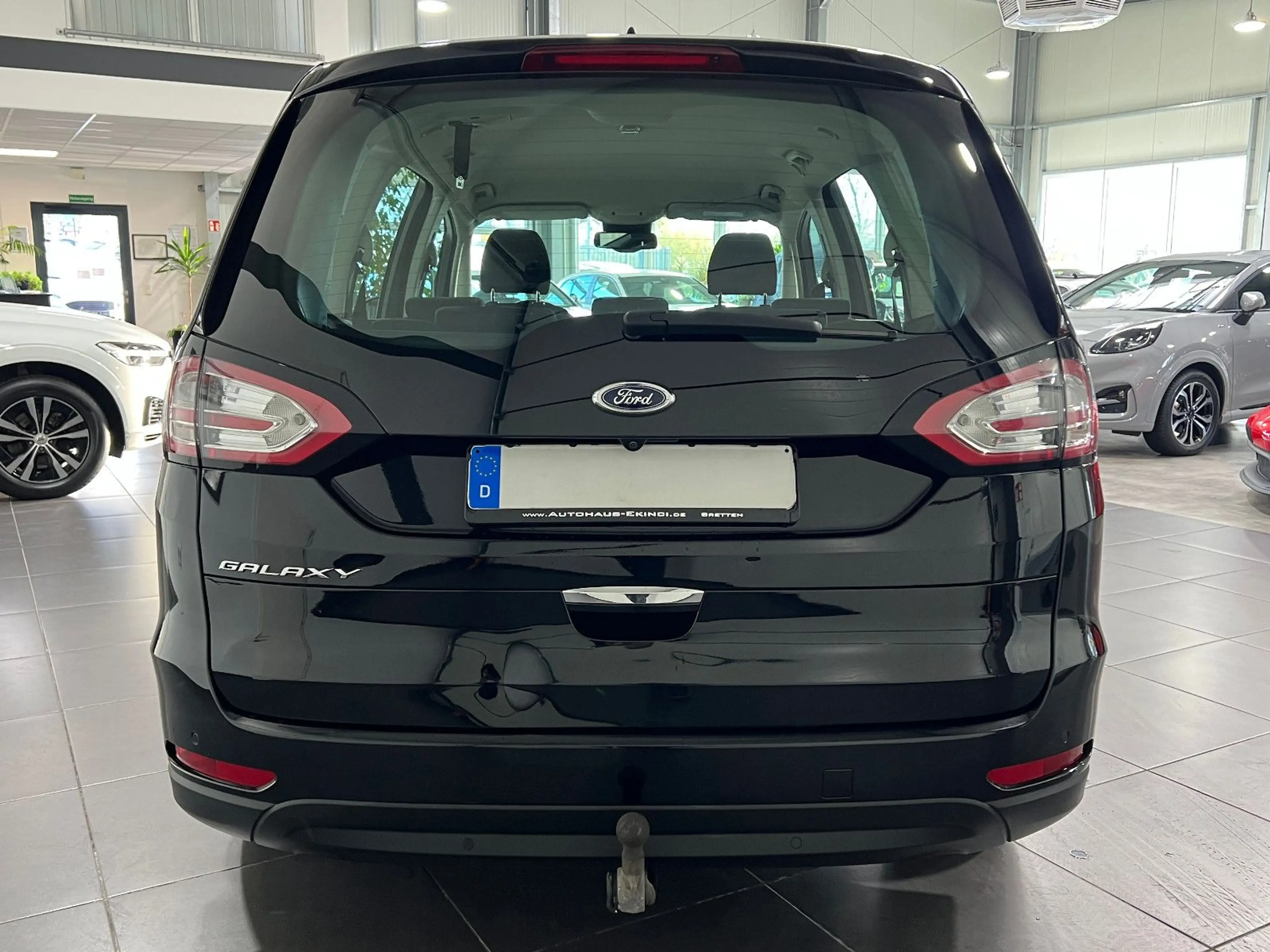 Ford Galaxy 2.0 TDCi Automatik *7-Sitze*LED*Navi*AHK* — photo 4