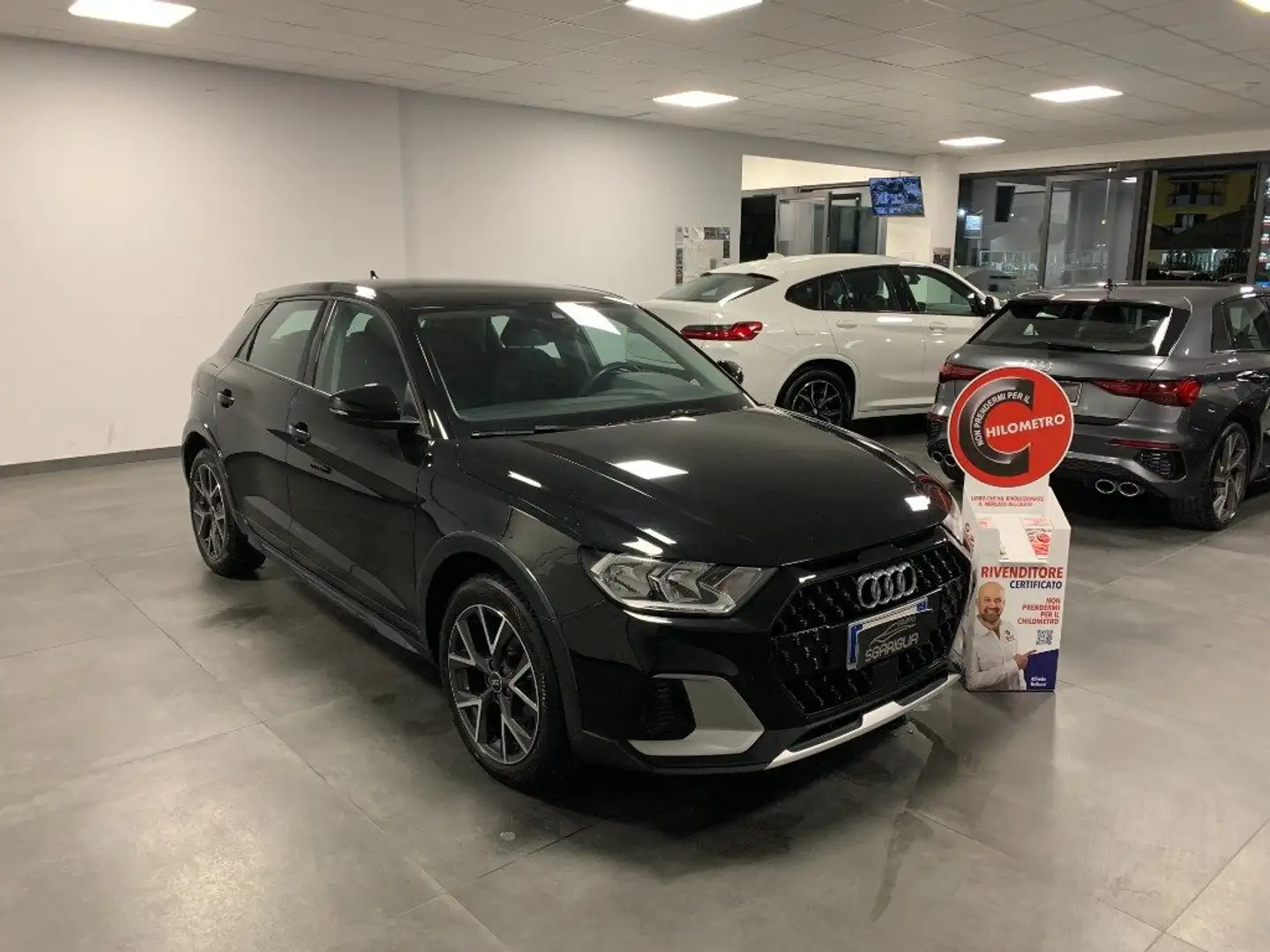 Audi A1 Citycarver 30 TFSI S tronic Admired Automatico Schwarz - 1