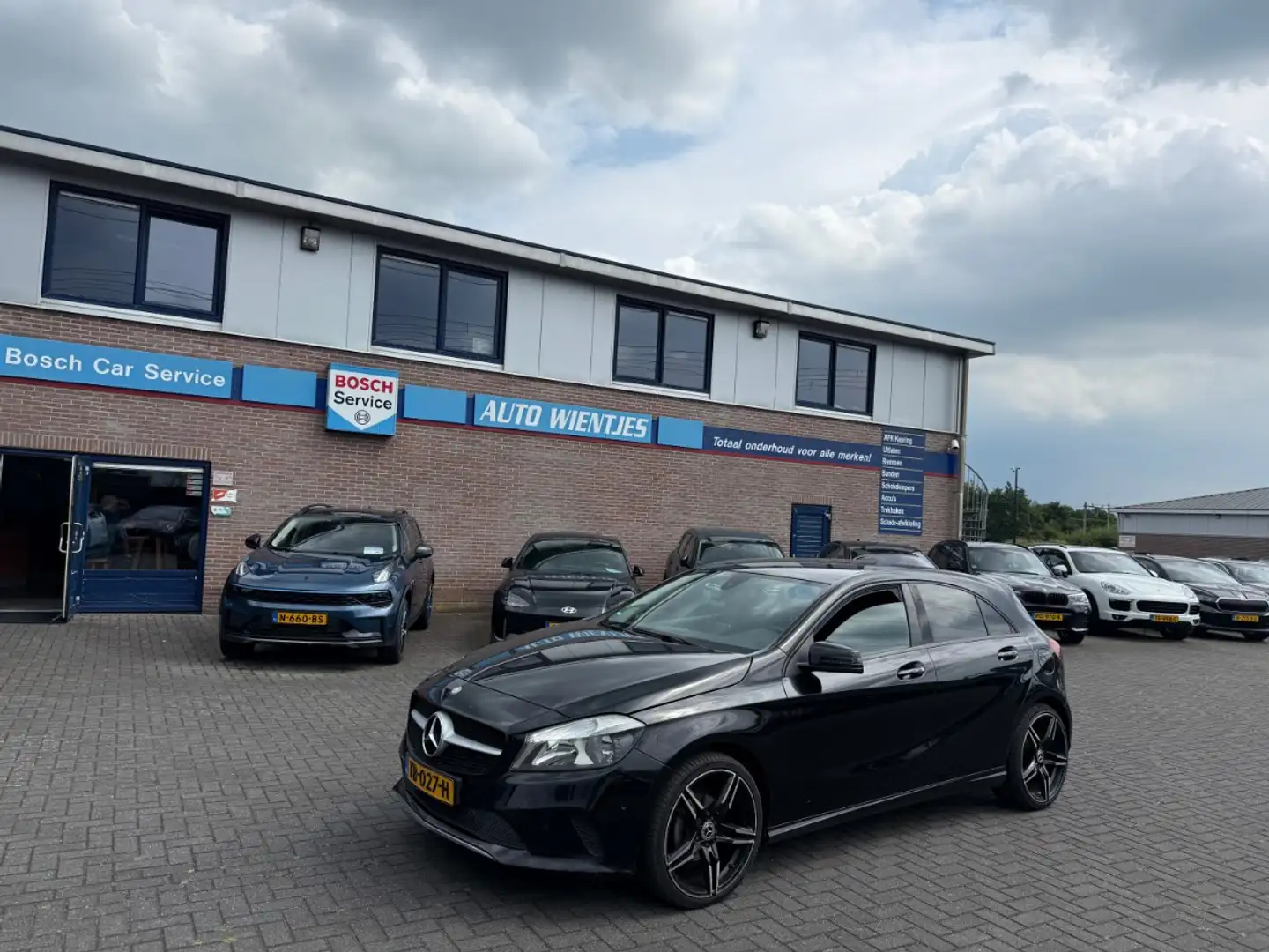 Mercedes-Benz A 160 75kw | Ambition 5-Drs | Airco | Navi Zwart - 2