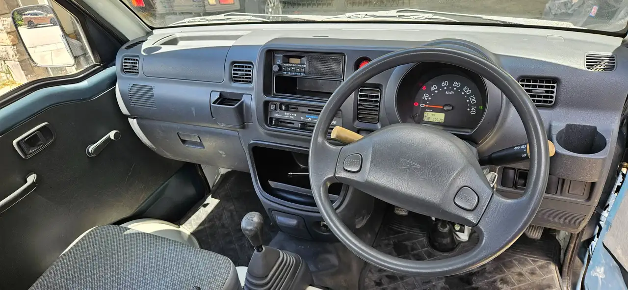 Daihatsu Hijet снимка Daihatsu Hijet