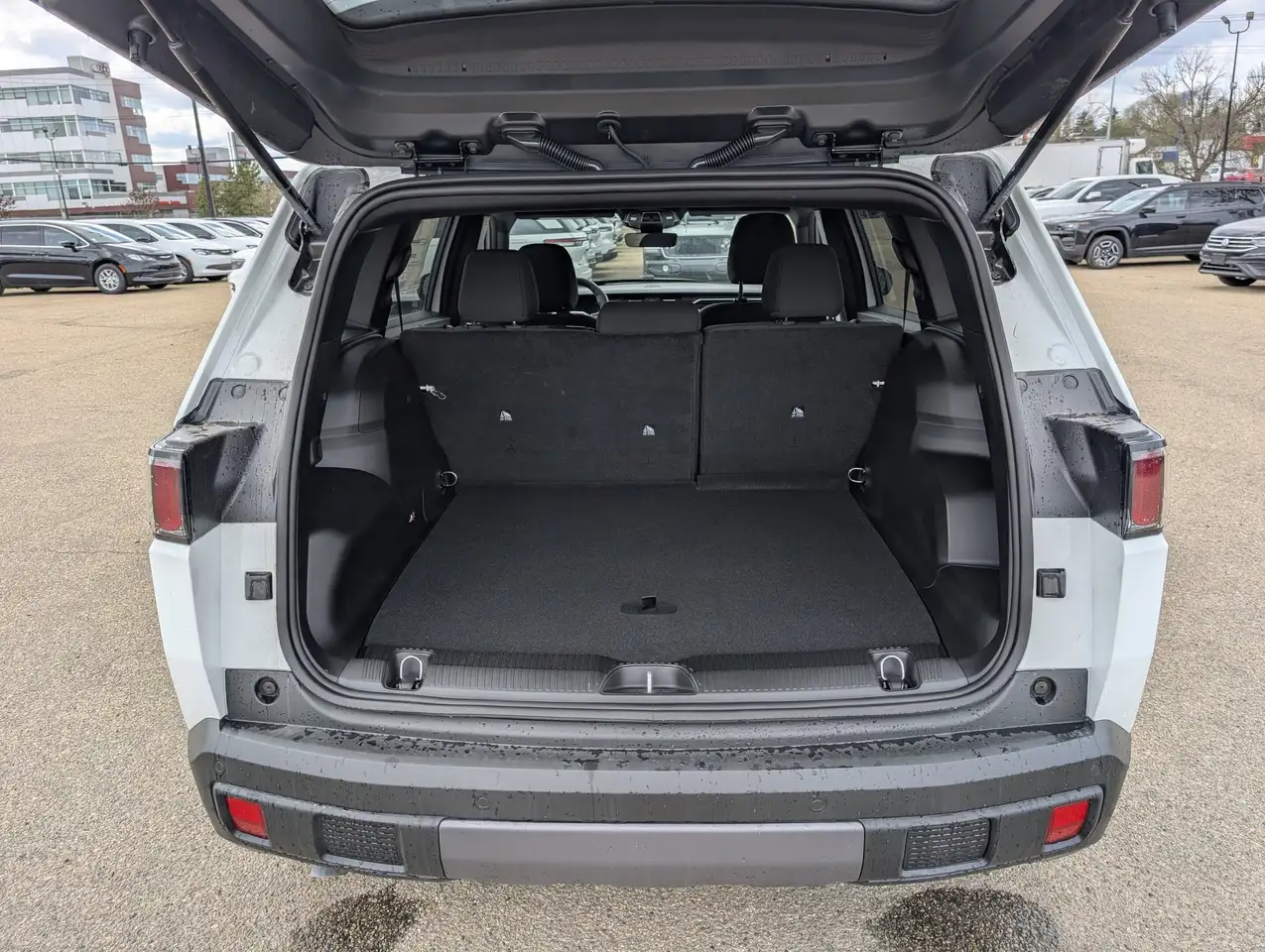 Jeep Cherokee снимка Jeep Cherokee