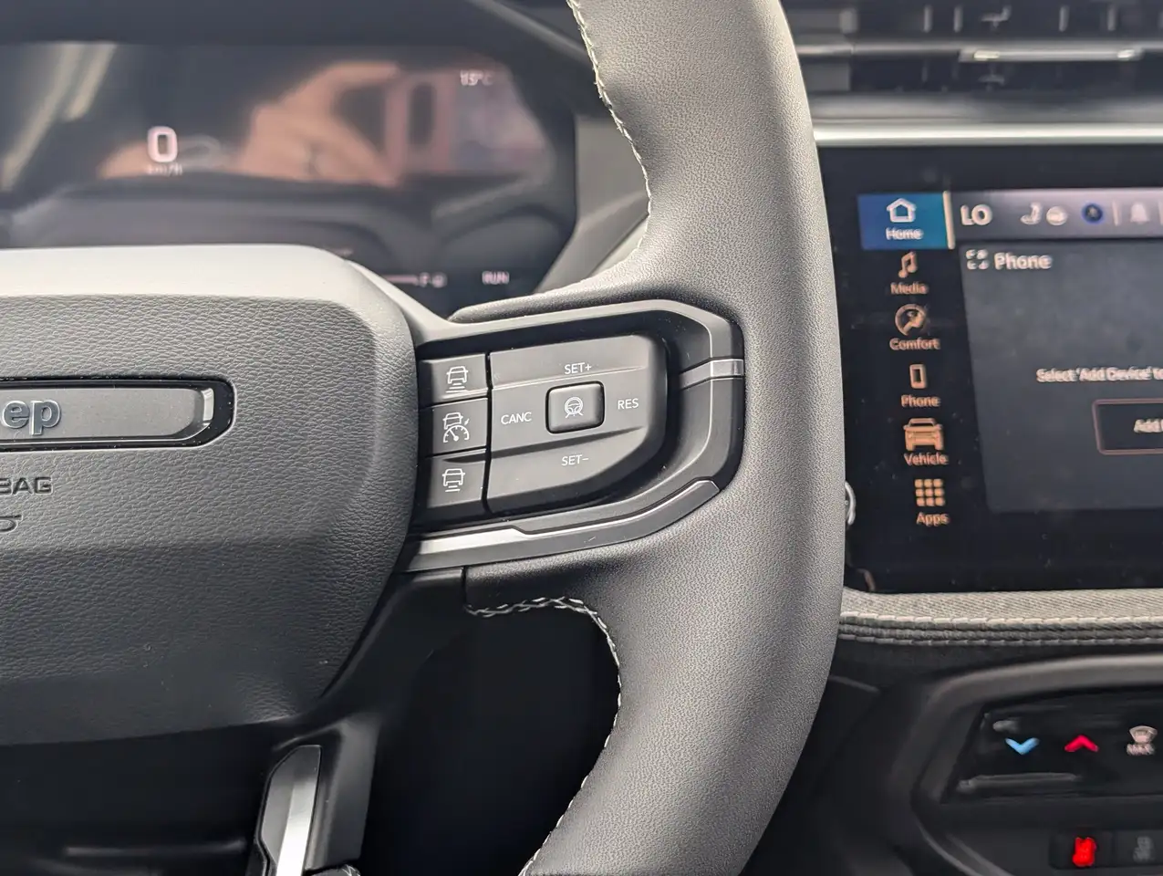 Jeep Cherokee снимка Jeep Cherokee