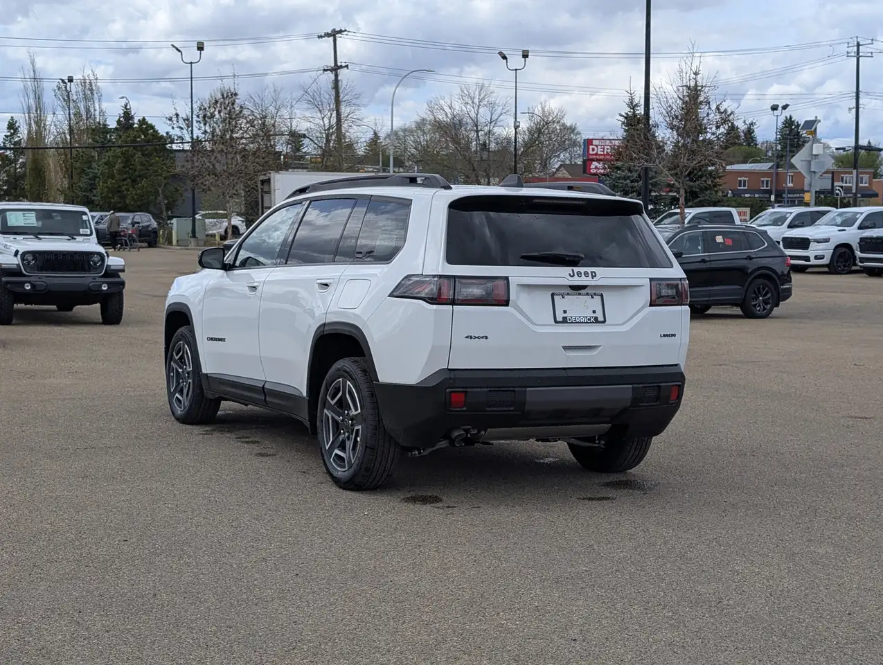 Jeep Cherokee снимка Jeep Cherokee