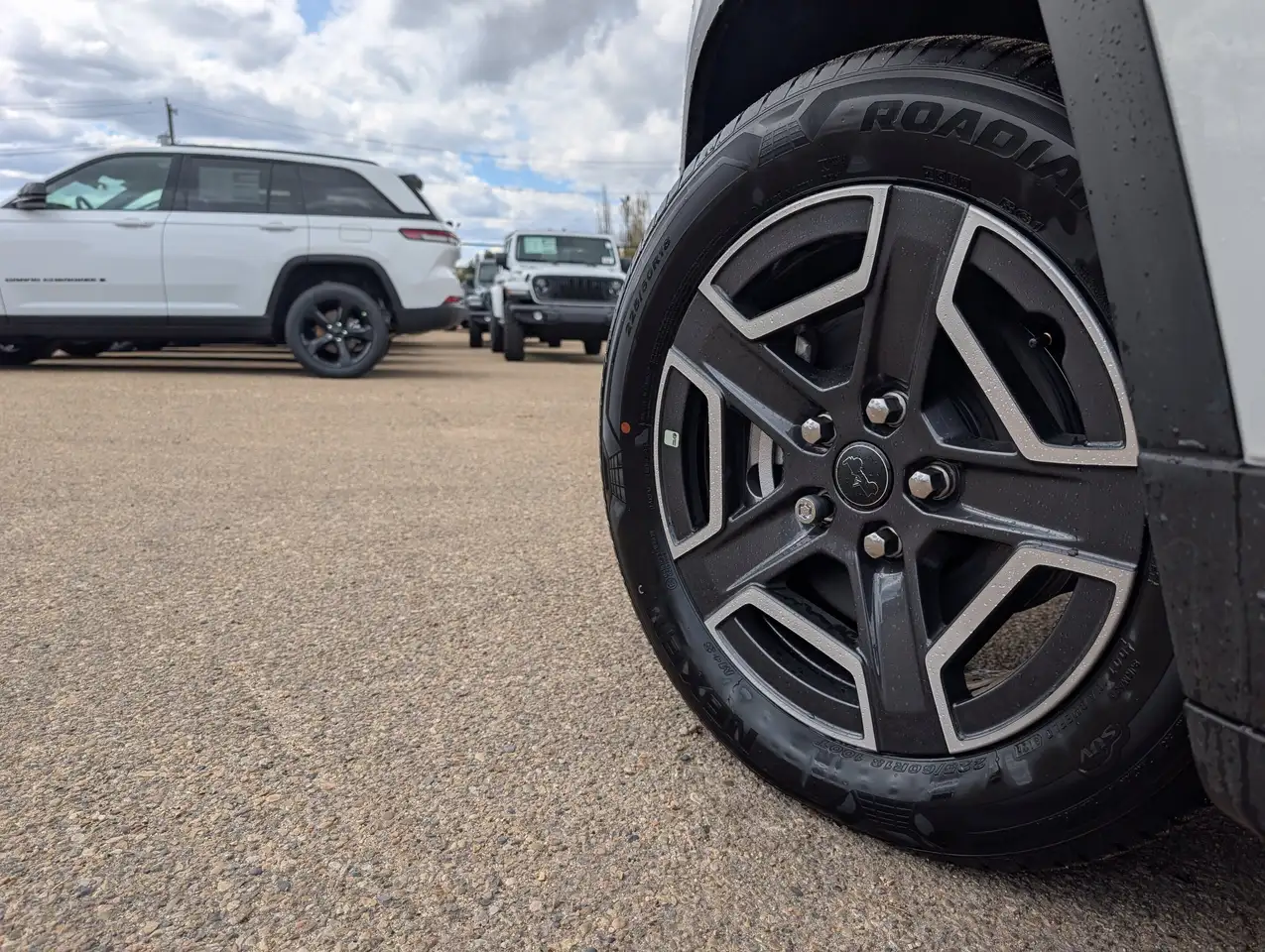Jeep Cherokee снимка Jeep Cherokee