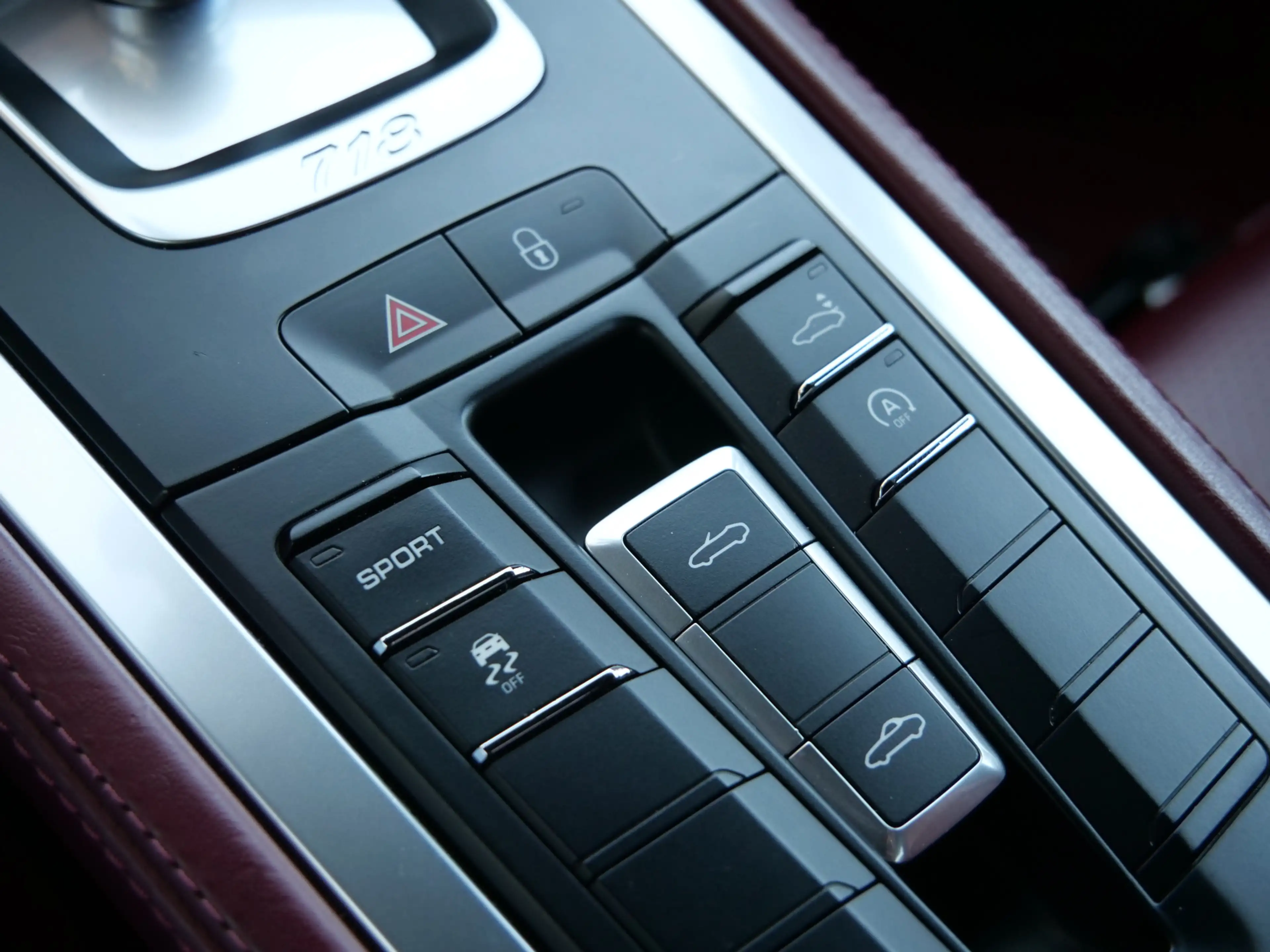 Porsche 718 Boxster 2.0 300 Pk Automaat Navigatie / Leer / Sto — photo 22