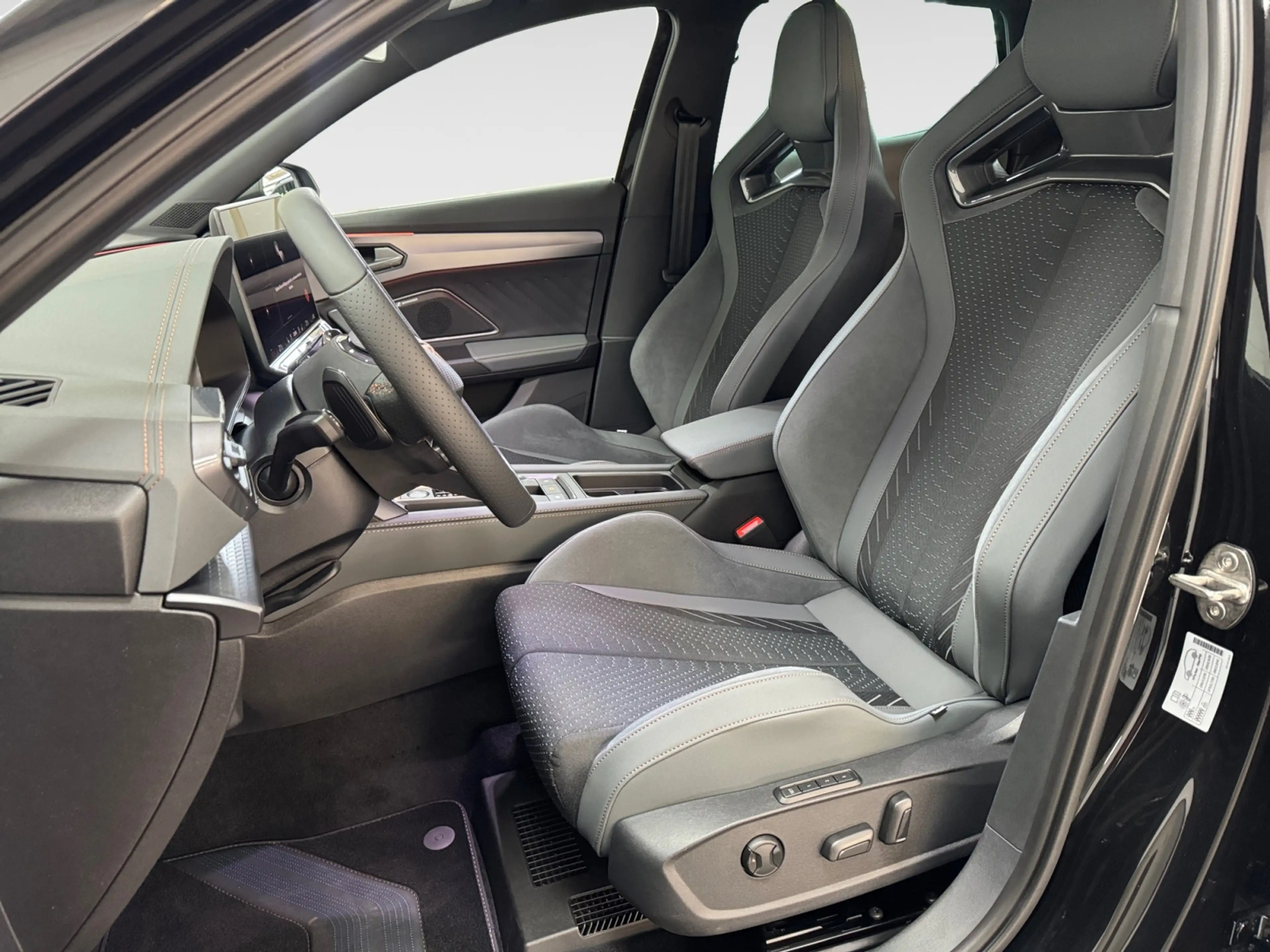 CUPRA Formentor VZ5 VZ5 2.5 TSI 4Drive 360° Pano Extreme — photo 8