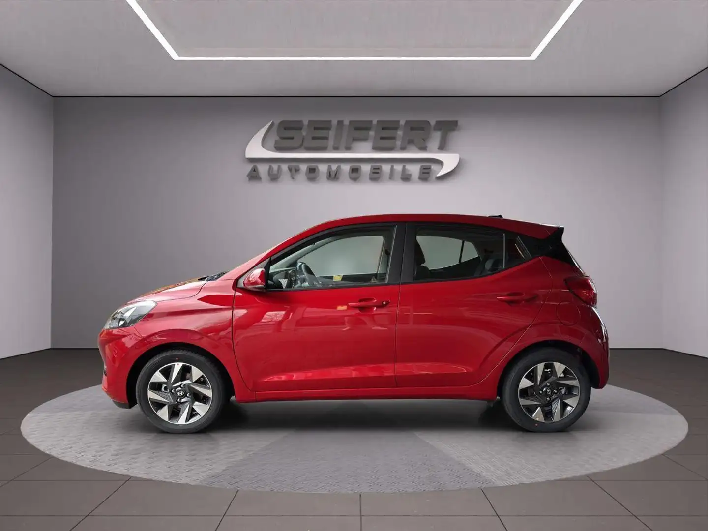 Hyundai i10 1.2 79PS I TREND inkl. KOMFORTPAKET I NAVI I RFK I Rojo - 2