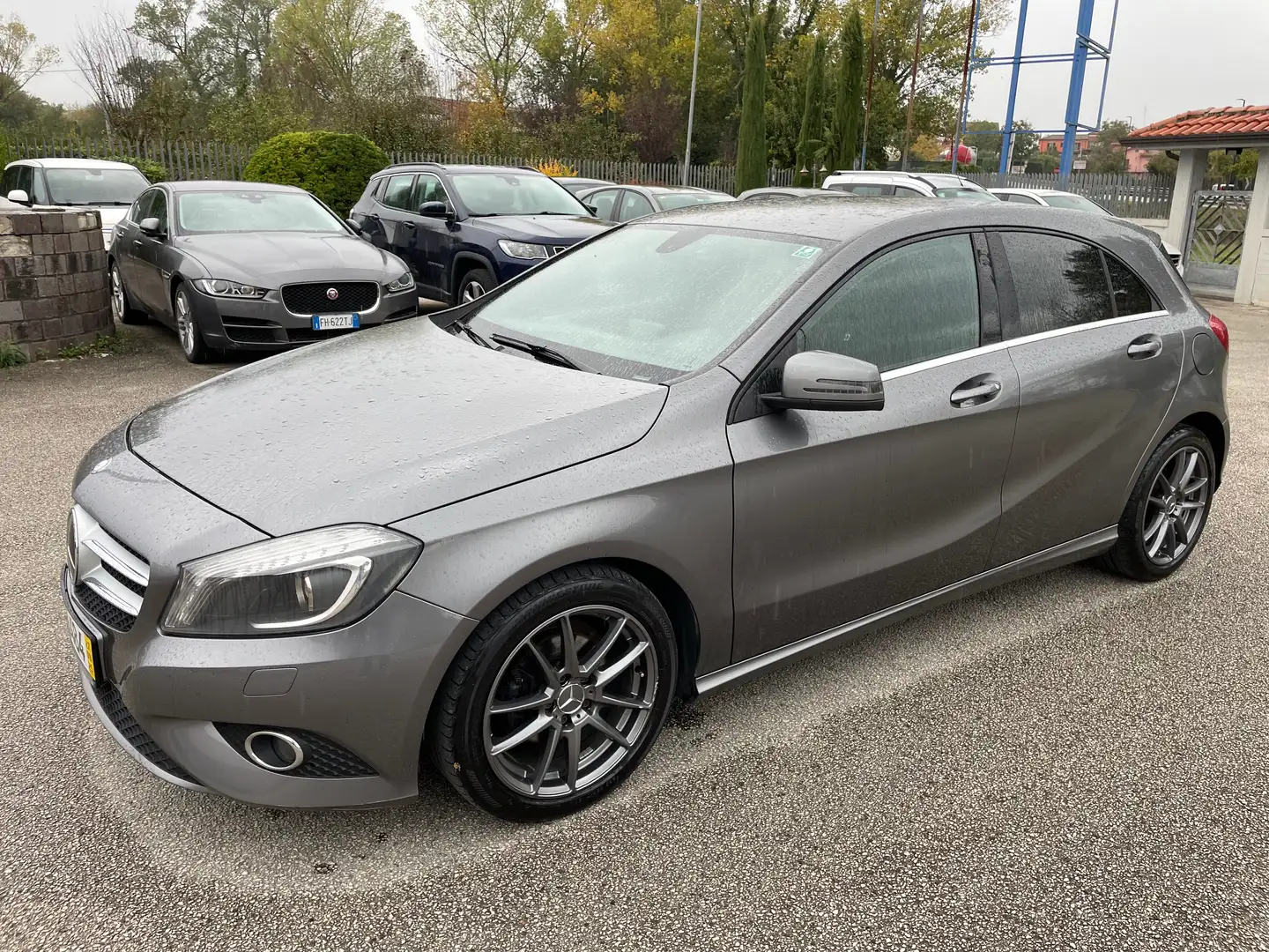 Mercedes-Benz A 180 Classe A - W176 CDI Sport Gris - 1
