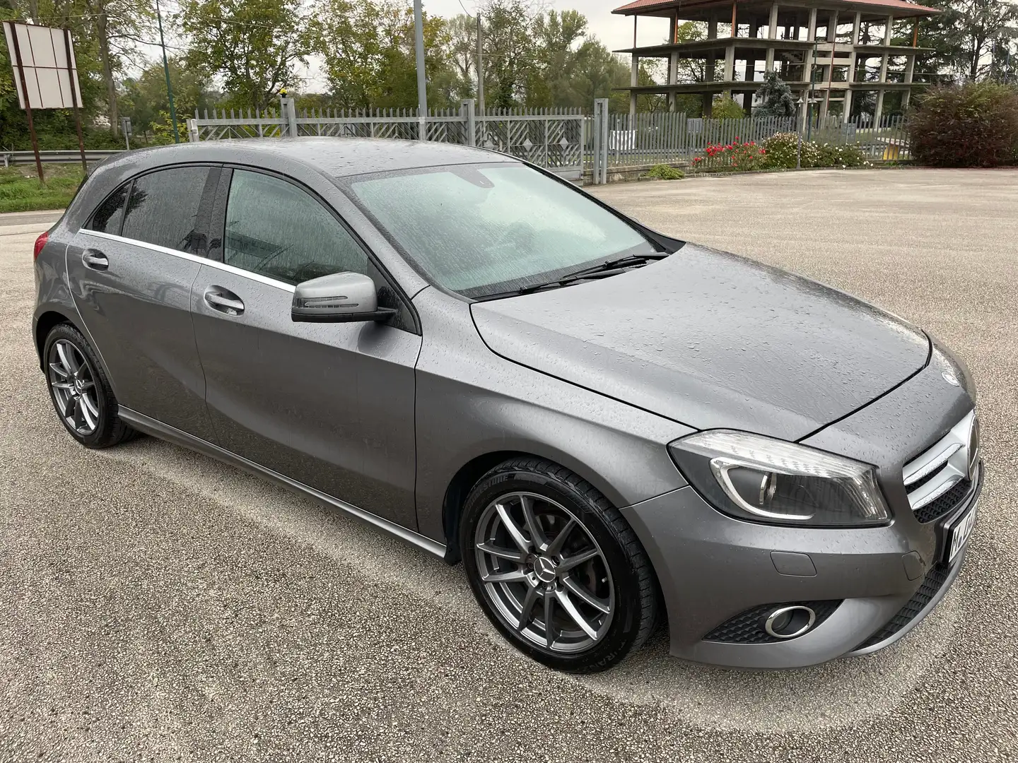 Mercedes-Benz A 180 Classe A - W176 CDI Sport Gris - 2