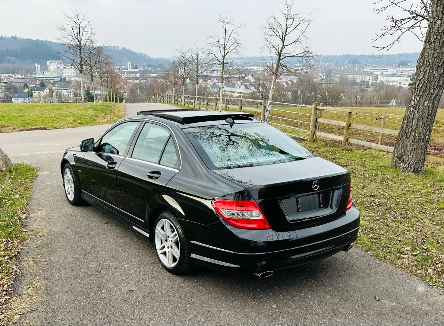 Mercedes-Benz C 350 Avantgarde AMG Paket* PANO* Vollleder Negru - 2