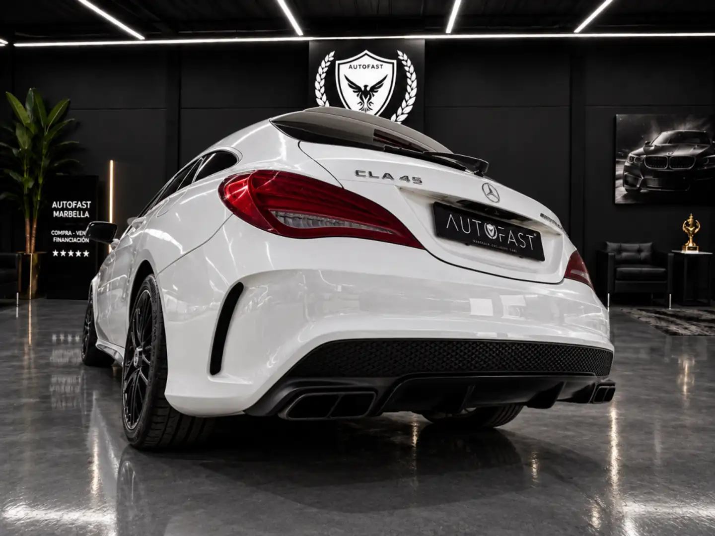 Mercedes-Benz CLA 45 AMG Shooting Brake 4Matic 7G-DCT Blanco - 2