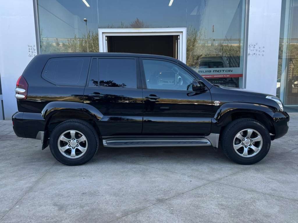 Toyota Land Cruiser D-4D VX - foto 1