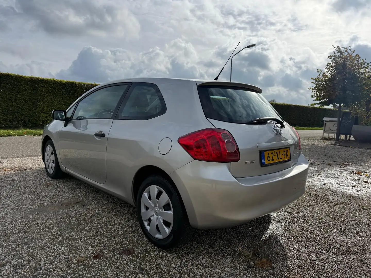 Toyota Auris 1.4-16V Terra Airco | Nieuwe APK Grau - 2