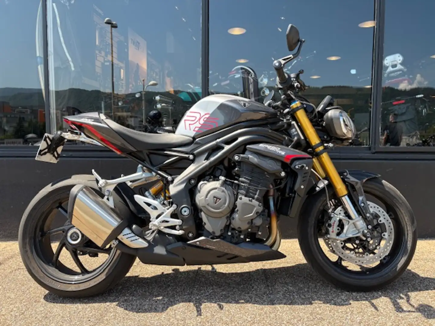 Triumph Speed Triple 1200 RS Gris - 1