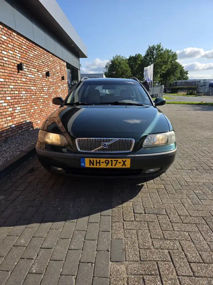 Volvo V70 2.4 Comfort Line, foto 7