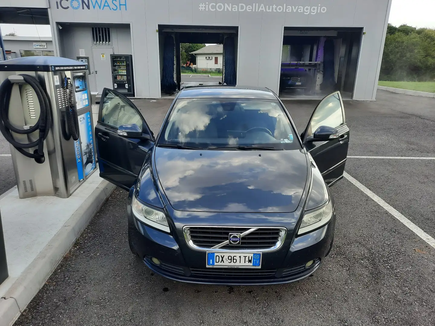 Volvo S40 2.0d Momentum - 1