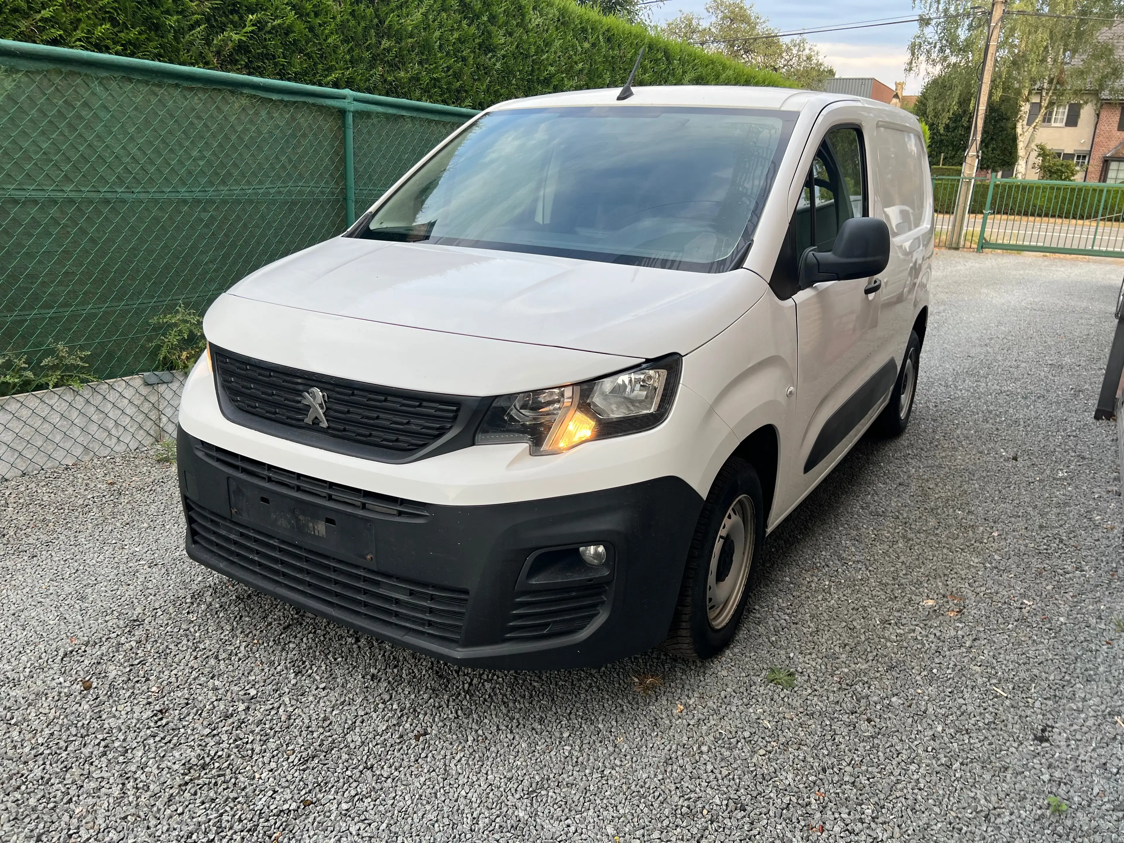 Peugeot Partner 1.6 BlueHDi L1 STD Light Premium