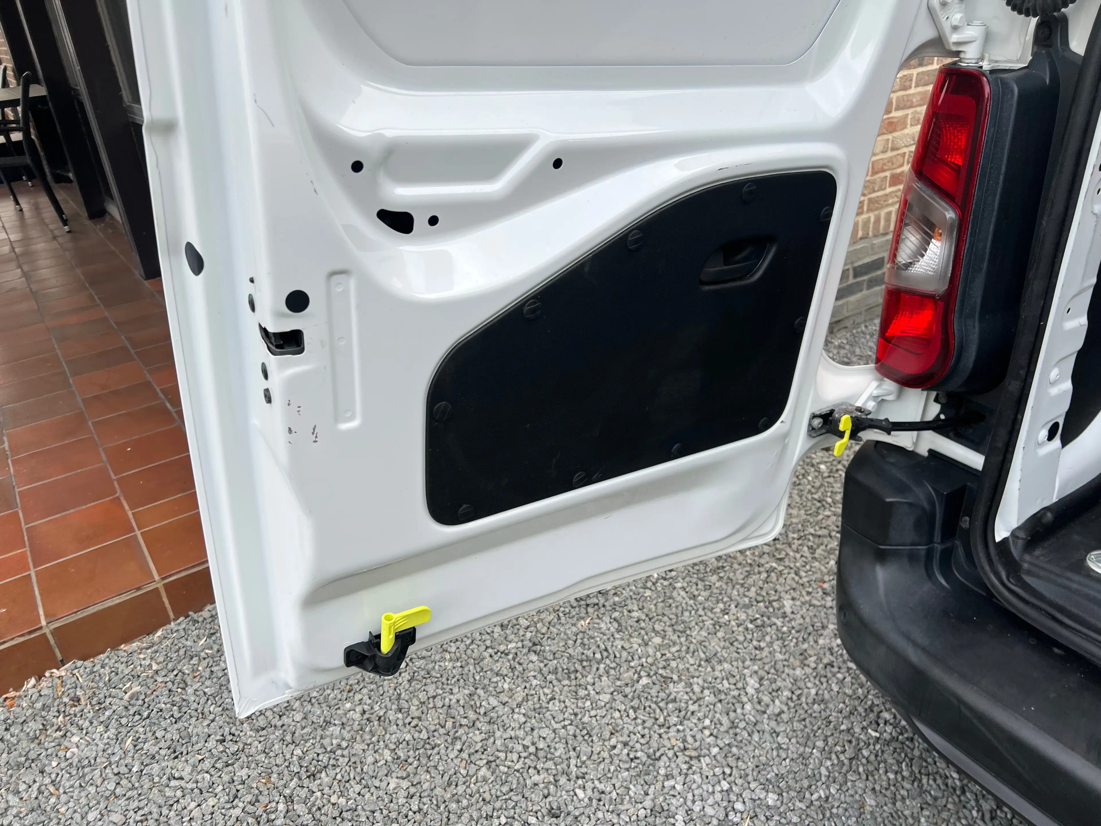 Peugeot Partner 1.6 BlueHDi L1 STD Light Premium — photo 6