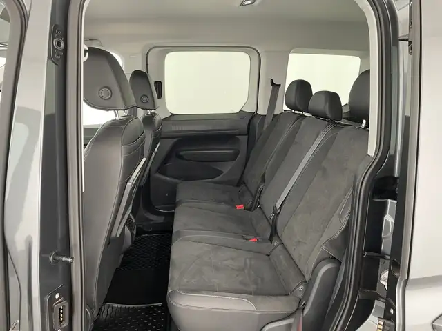 Volkswagen Caddy view 9