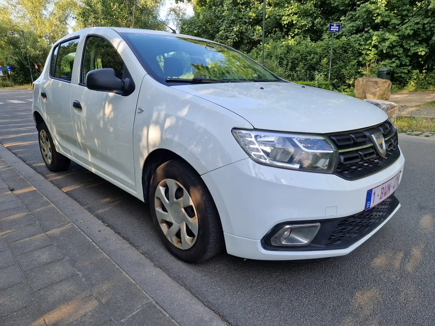 Dacia Sandero 1.0i SCe Ambiance (EU6.2) Blanc - 2