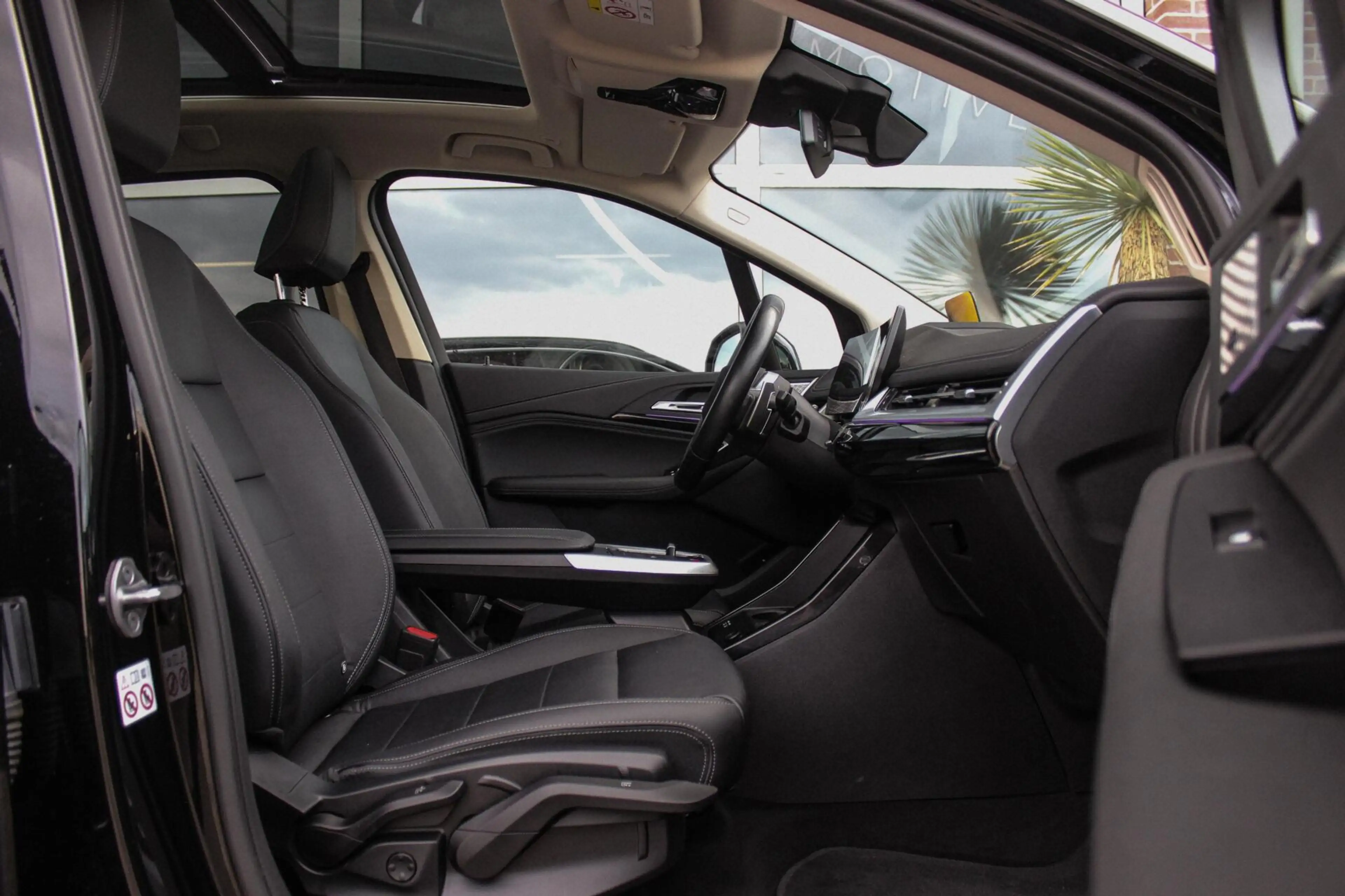 BMW 230 2-serie Active Tourer 230e xDrive Luxury Line | 1e — photo 15