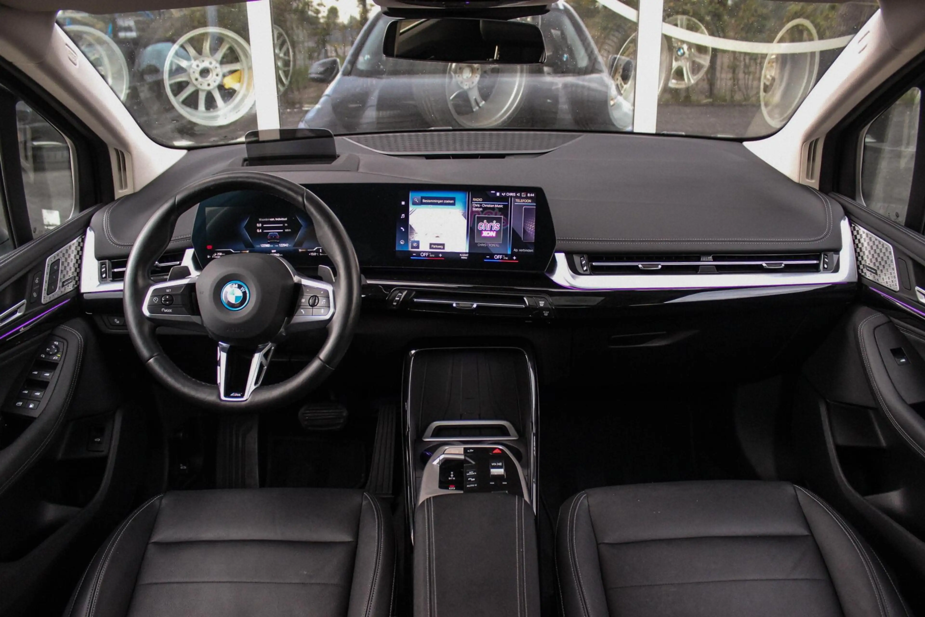 BMW 230 2-serie Active Tourer 230e xDrive Luxury Line | 1e — photo 3