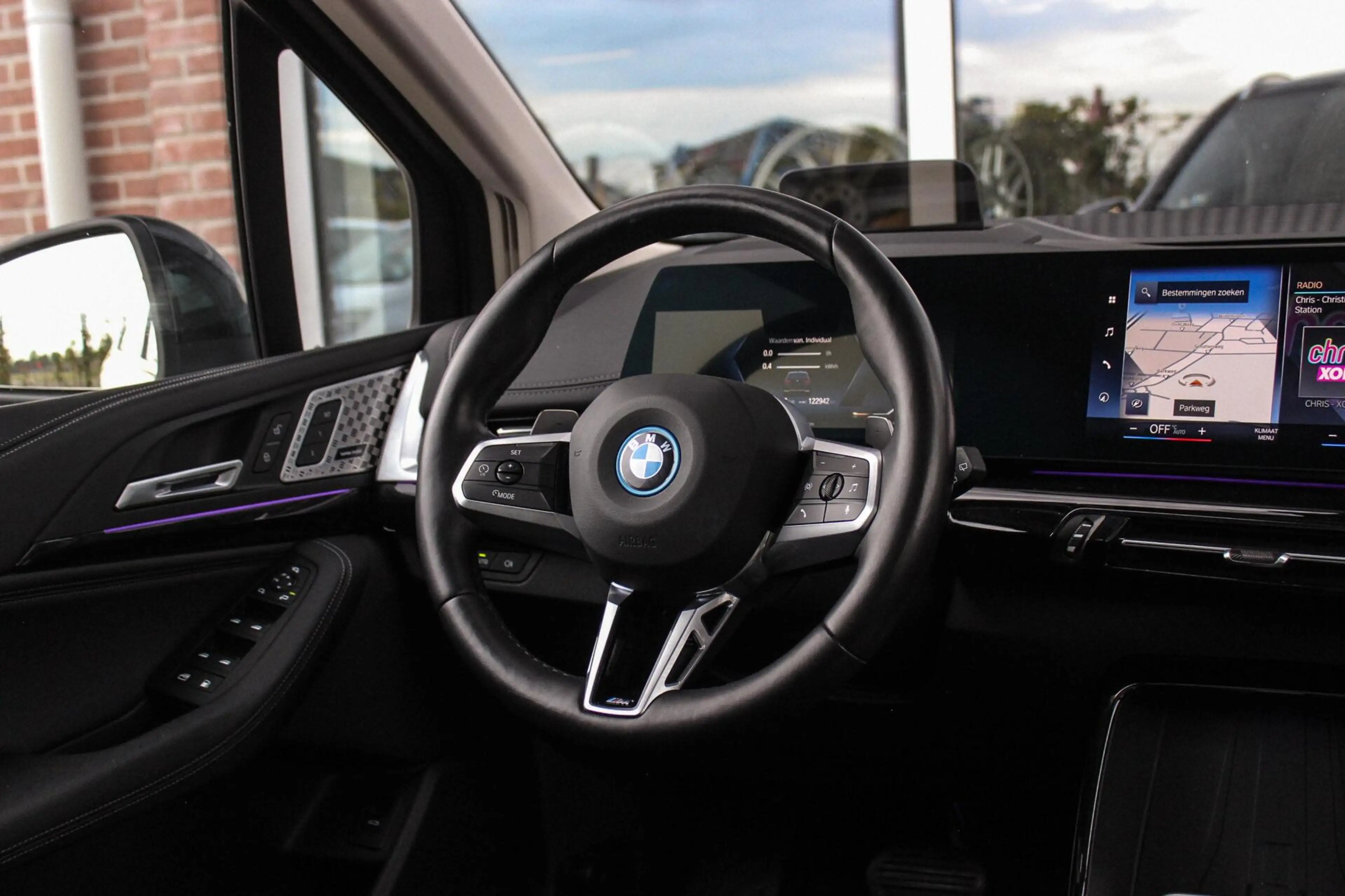 BMW 230 2-serie Active Tourer 230e xDrive Luxury Line | 1e — photo 21