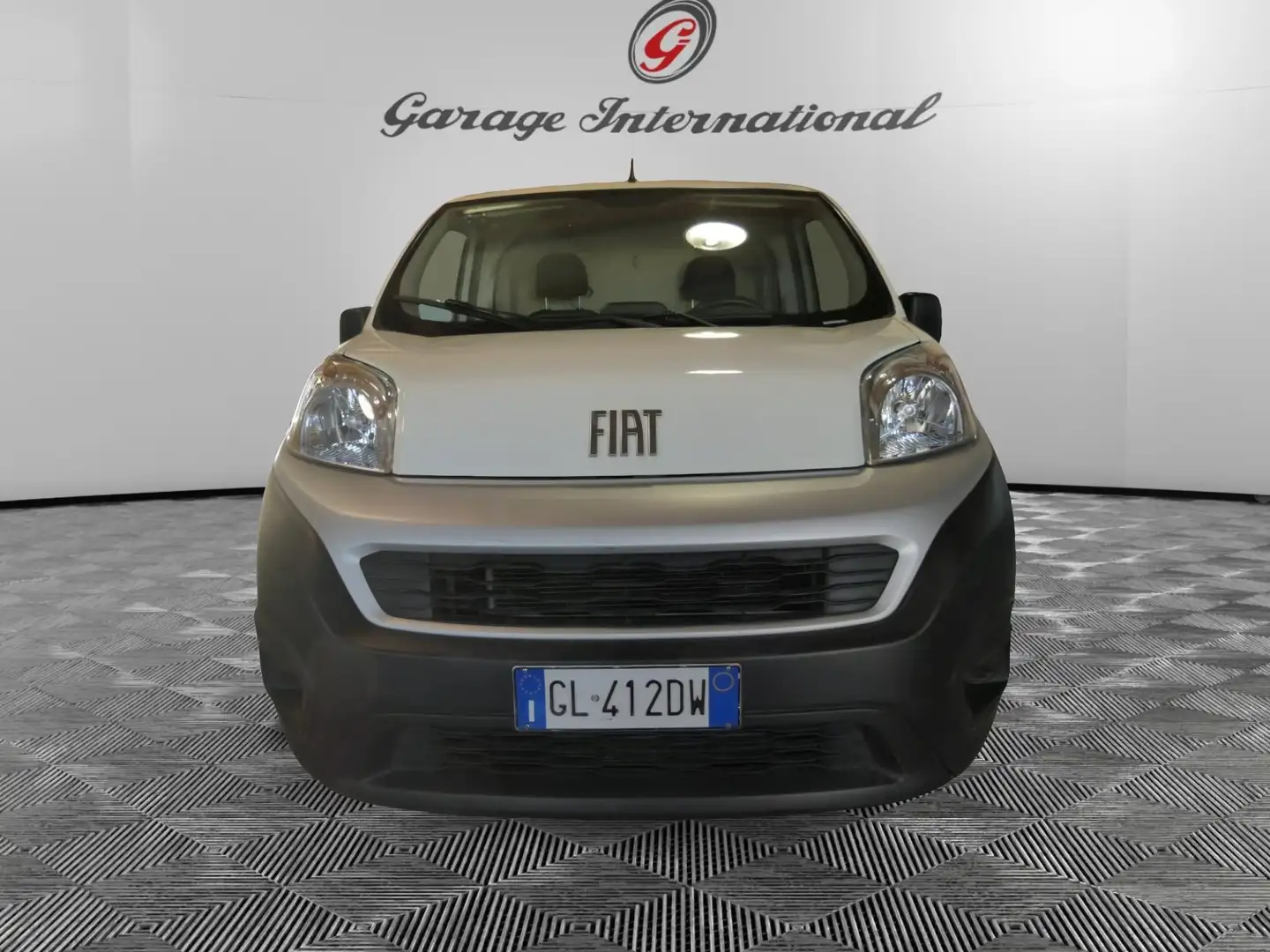 Fiat Fiorino 1.3 MJT 95CV Cargo SX + IVA Белый - 2