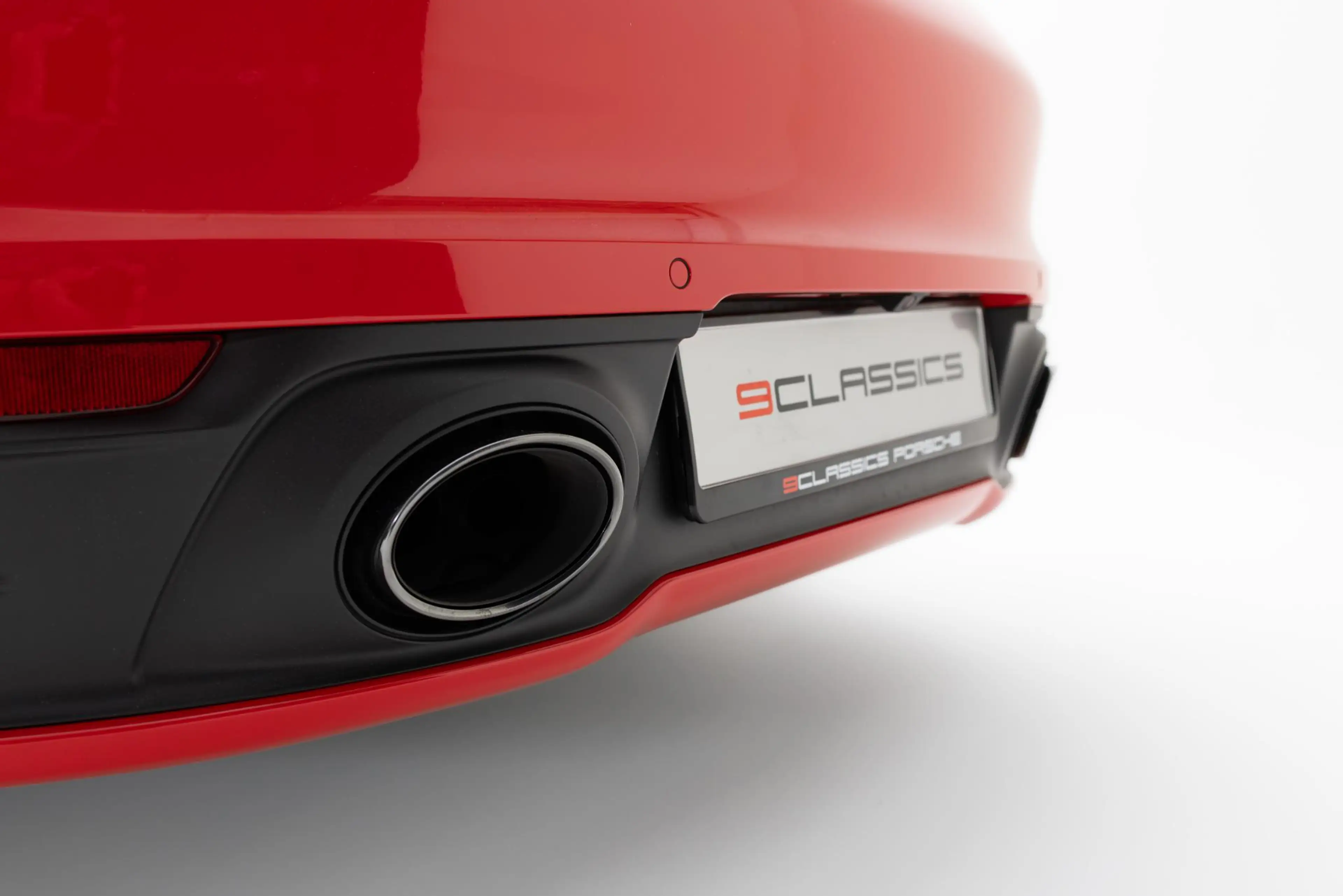 Porsche 992 Cabrio 3.0 Carrera S — photo 15