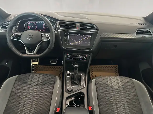 Volkswagen Tiguan view 18