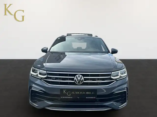 Volkswagen Tiguan view 11