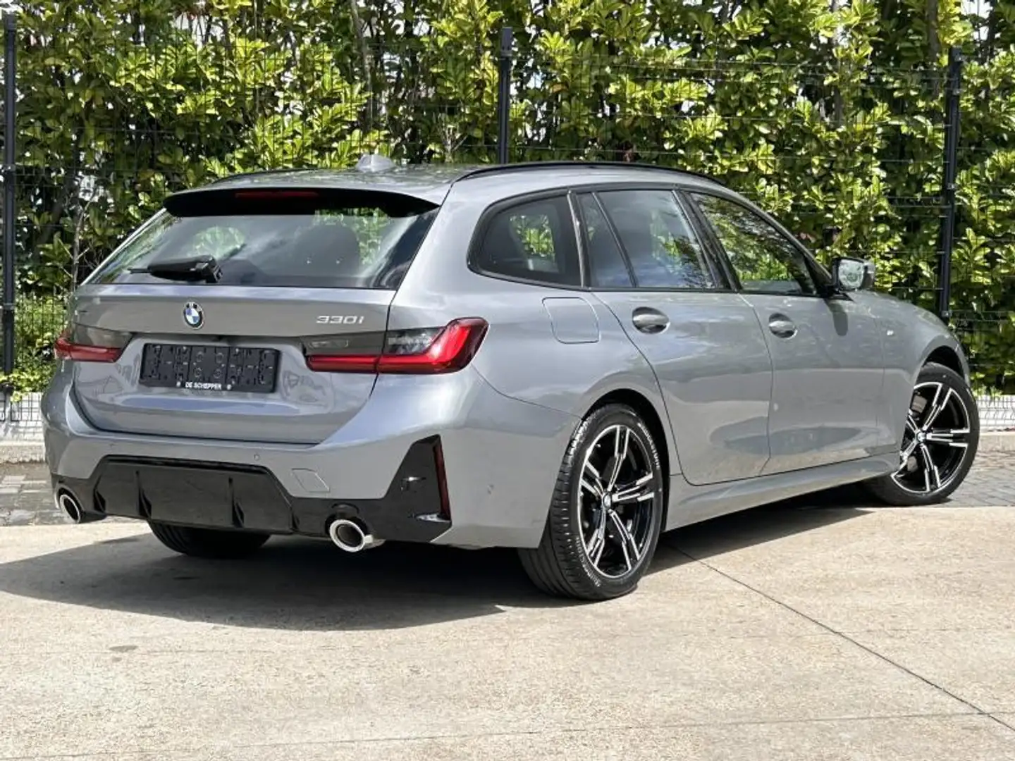 BMW 330 Touring - LCI 2 Gris - 2