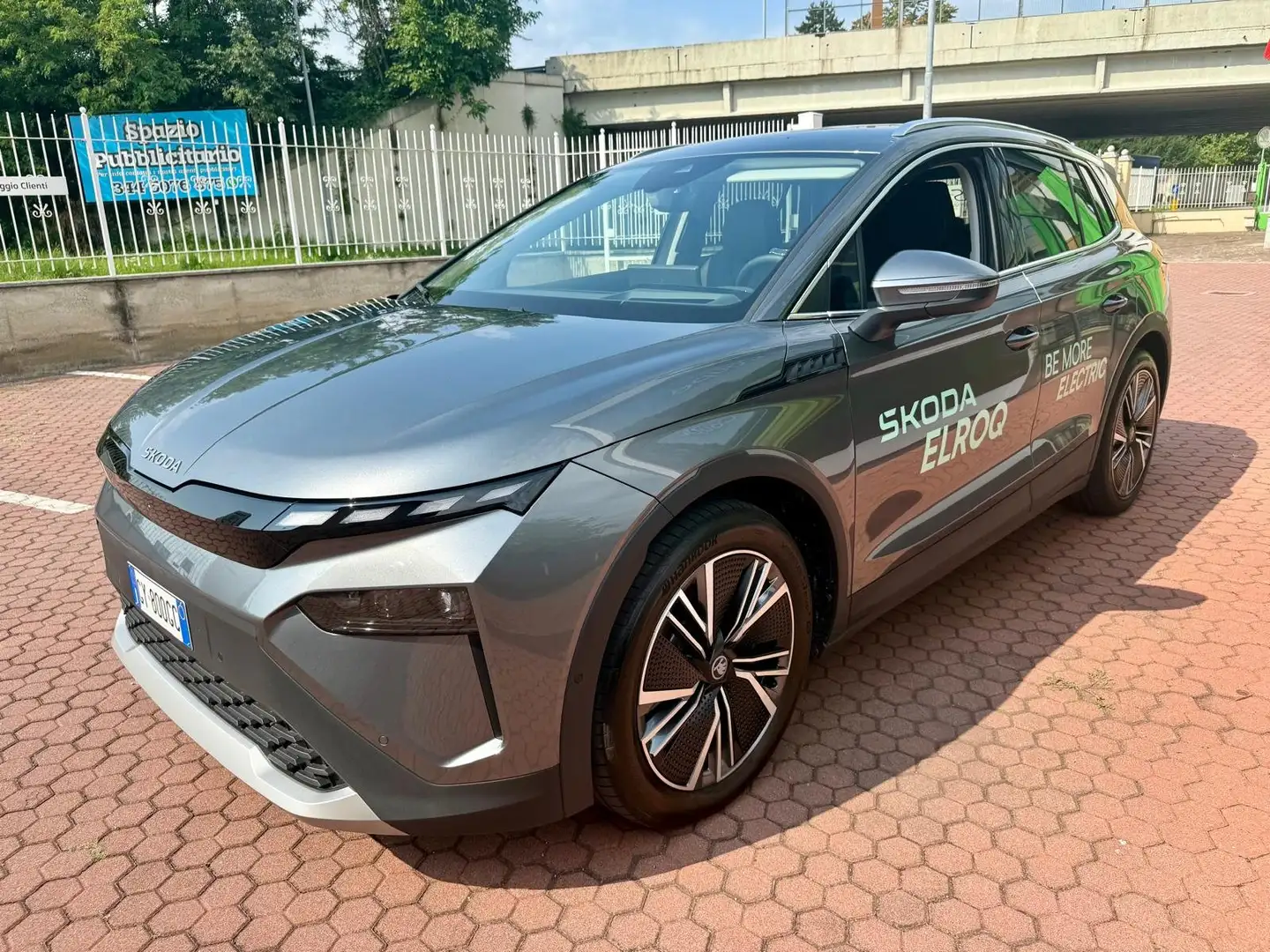 Skoda Elroq Elroq 85 Maxx Gris - 1