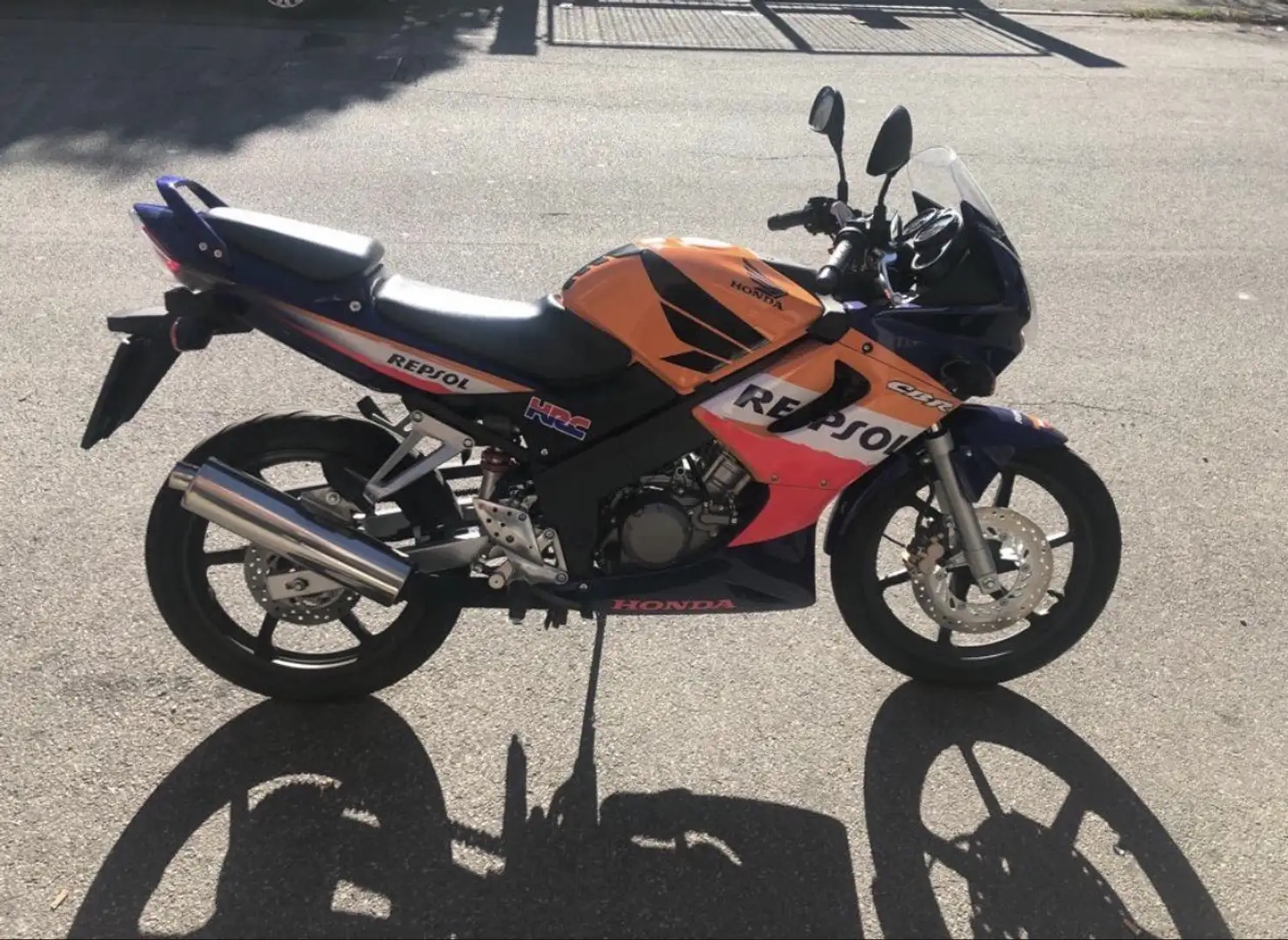 Honda CBR 125 REPSOL Oranje - 2