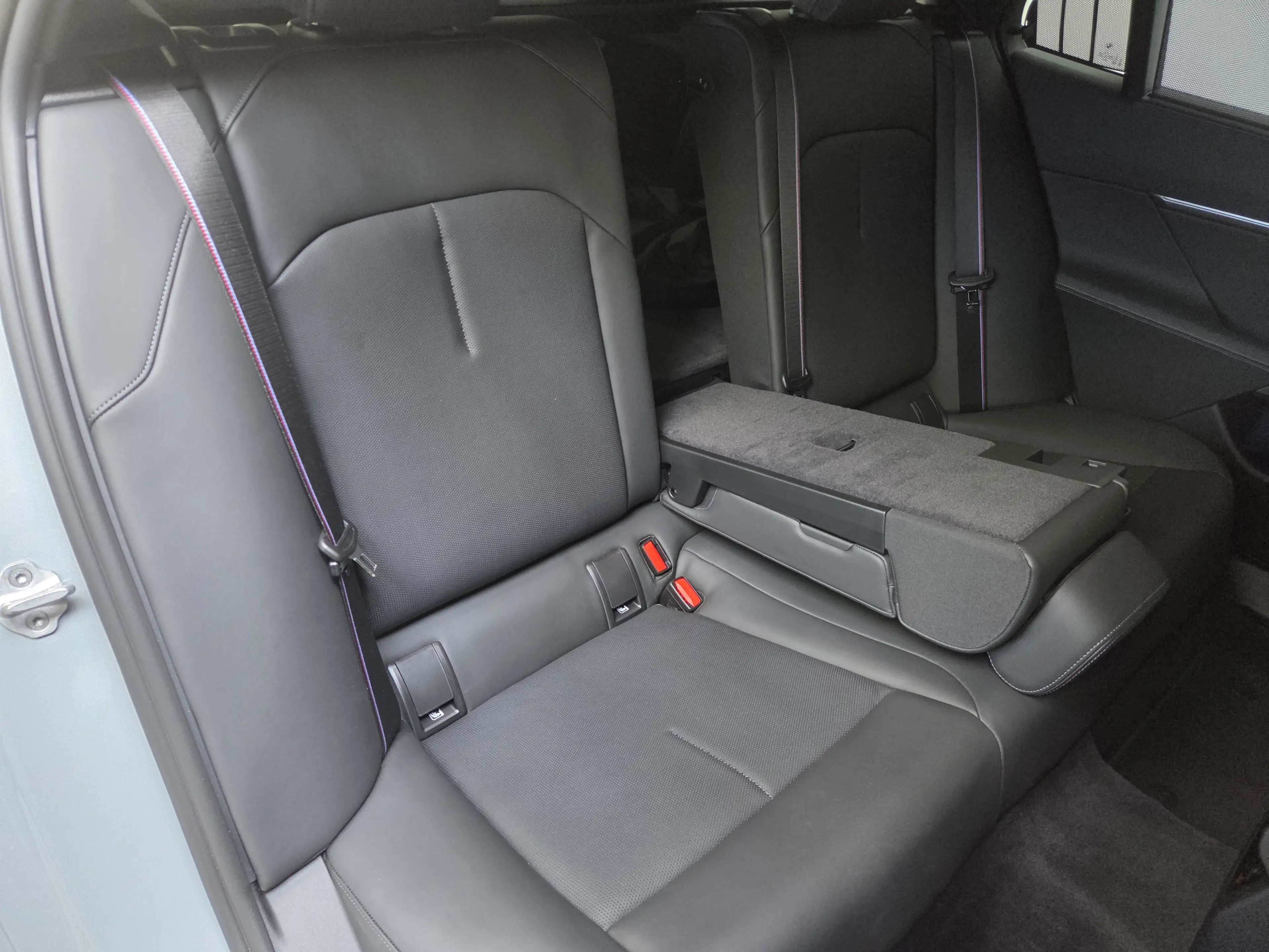 BMW M5 To. AHK Sitzlüftung B&W ACC 360° Driver — photo 22